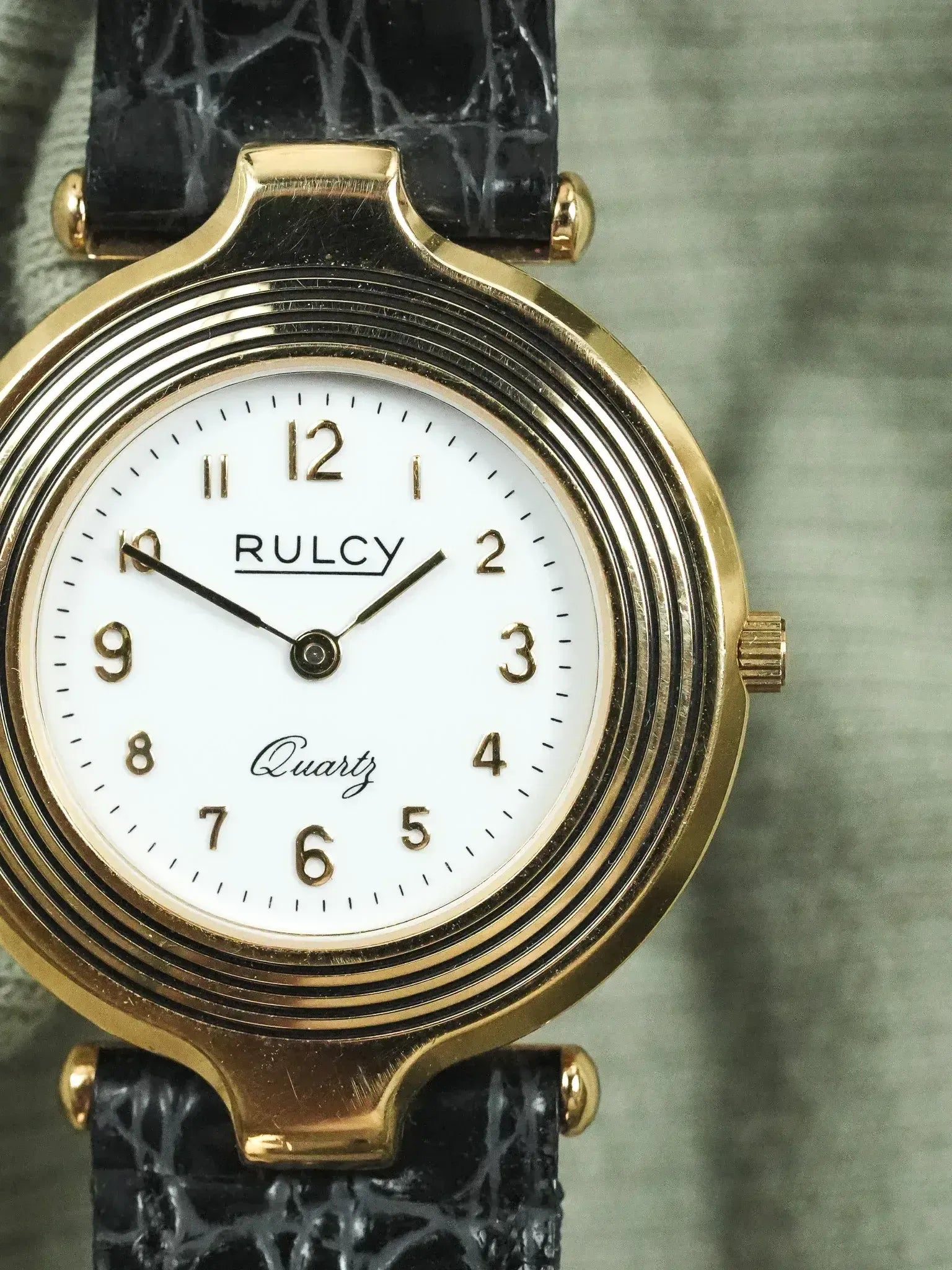 Rulcy - Disco volante laqué noir Plaqué or Cornes centrales - 1990s - Atelier Victor