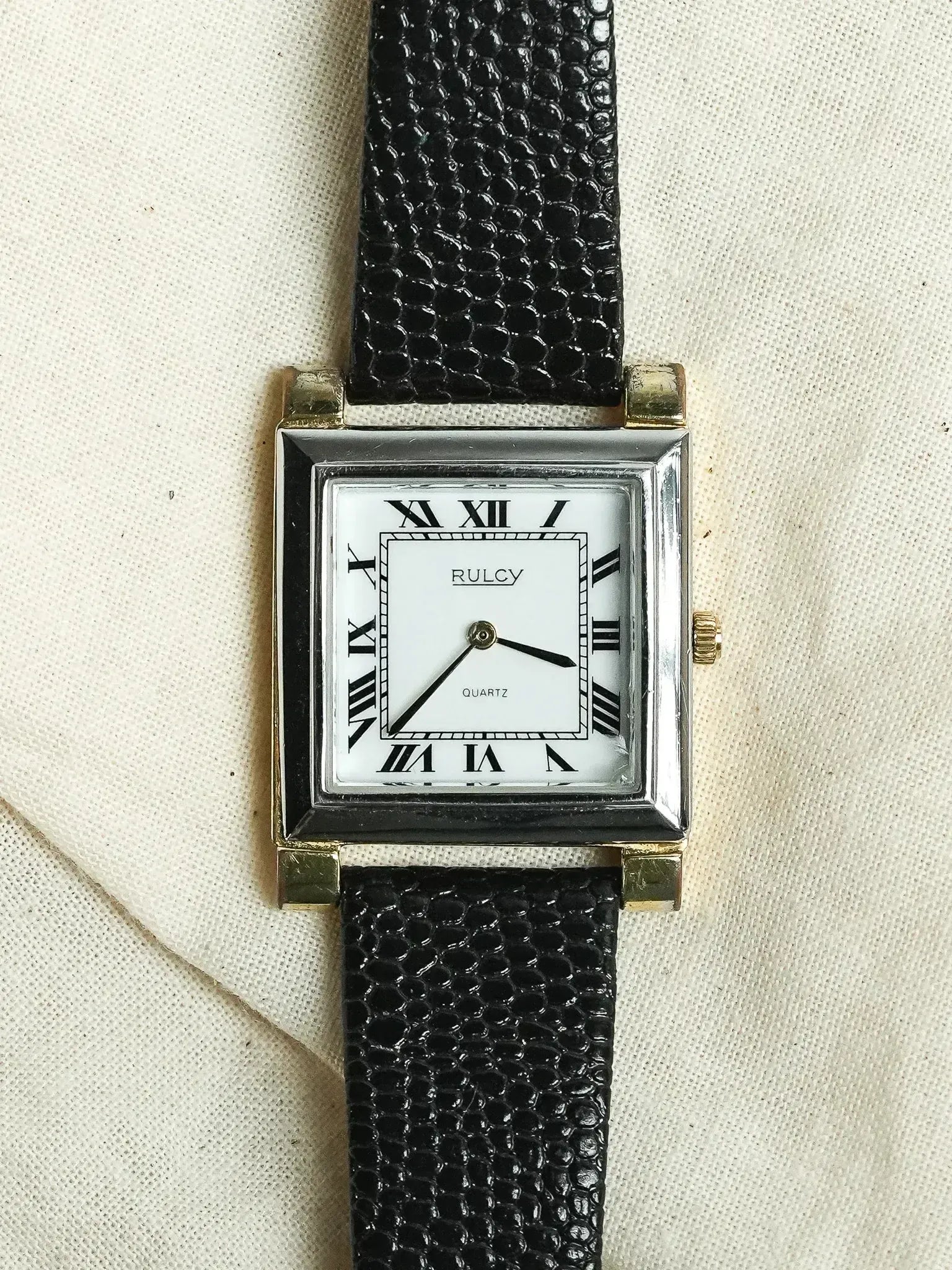 Rulcy - Style Tank Obus Acier Or Chiffre Romain - 1990s - Atelier Victor