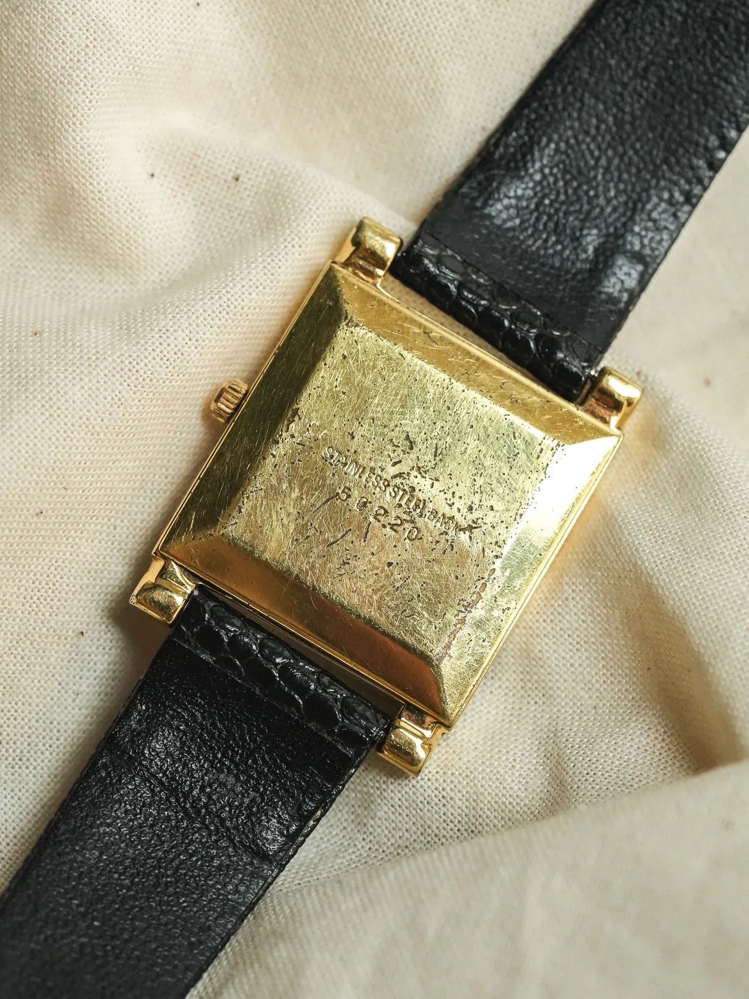 Rulcy - Style Tank Obus Acier Or Chiffre Romain - 1990s - Atelier Victor