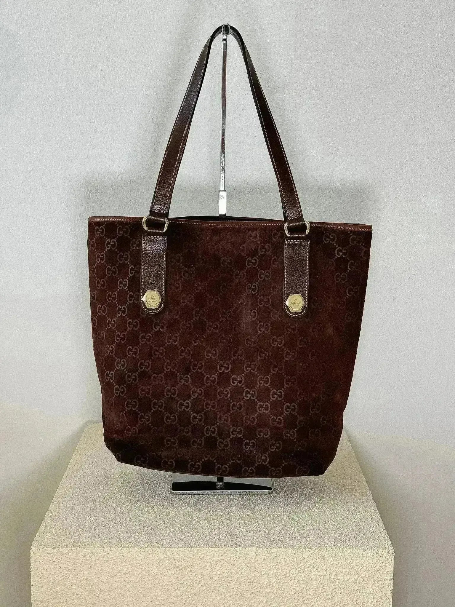Sac à Main Gucci Suede Marron Motif GG - Atelier Victor