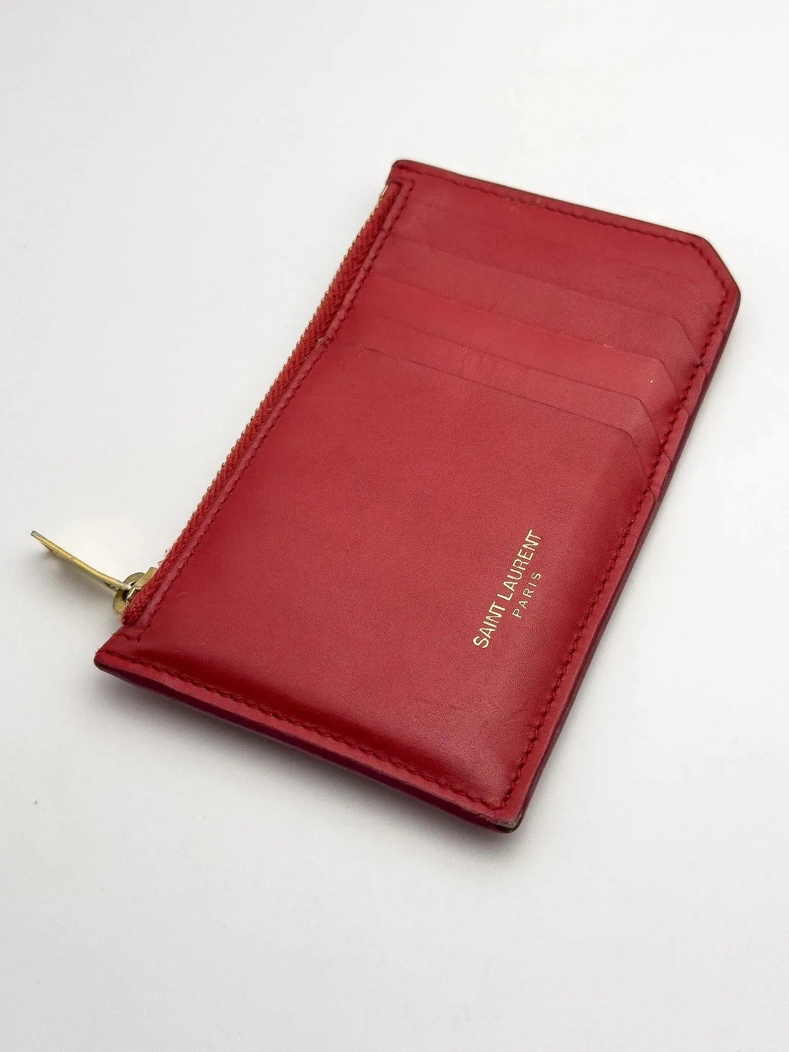 Saint Laurent - Portefeuille en cuir rouge - Atelier Victor Paris - Vintage Watch Shop Dubai