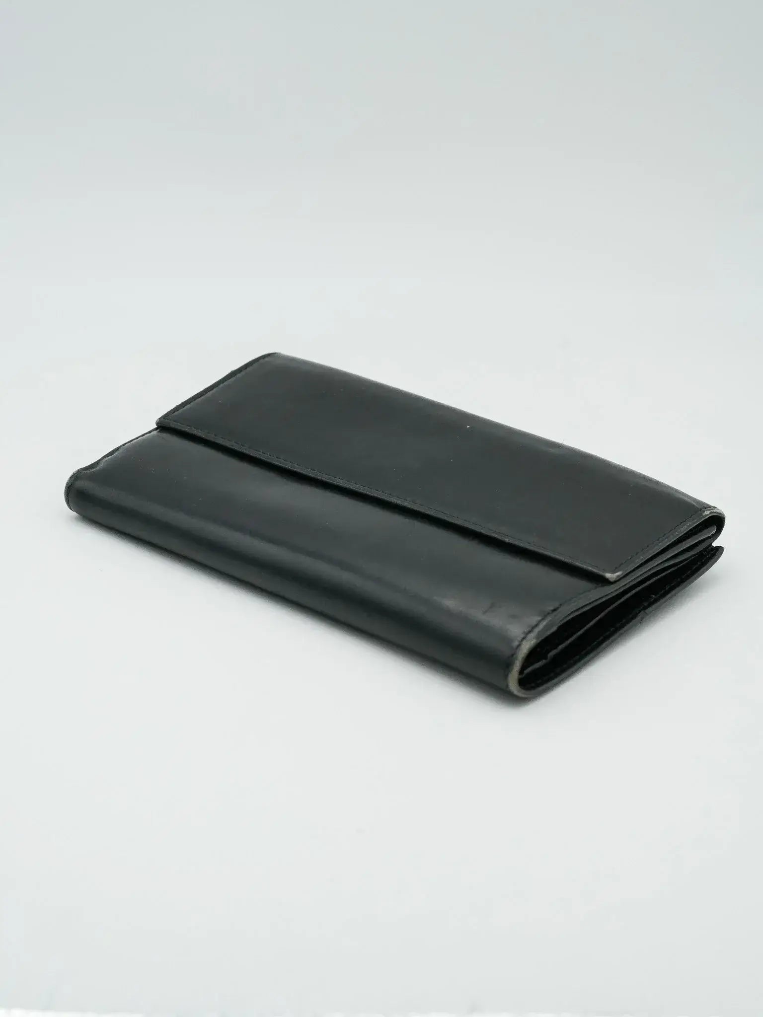 Salvatore Ferragamo - Portefeuille cuir noir - Atelier Victor