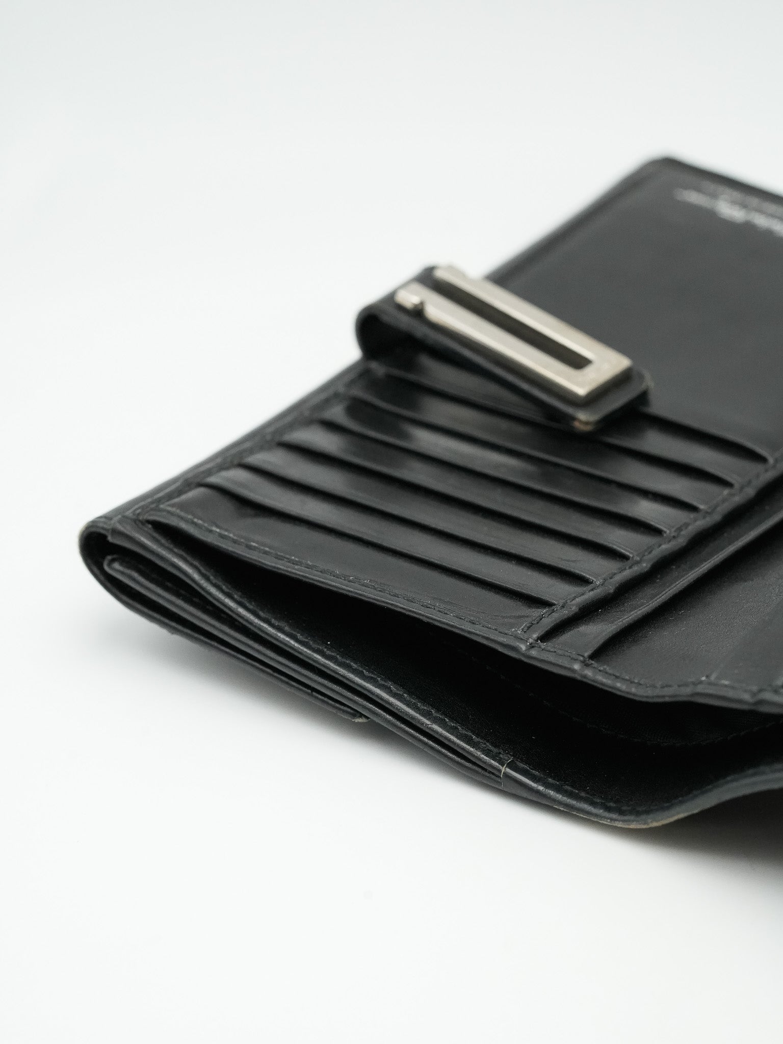 Salvatore Ferragamo - Portefeuille cuir noir - Atelier Victor Paris - Vintage Watch Shop Dubai