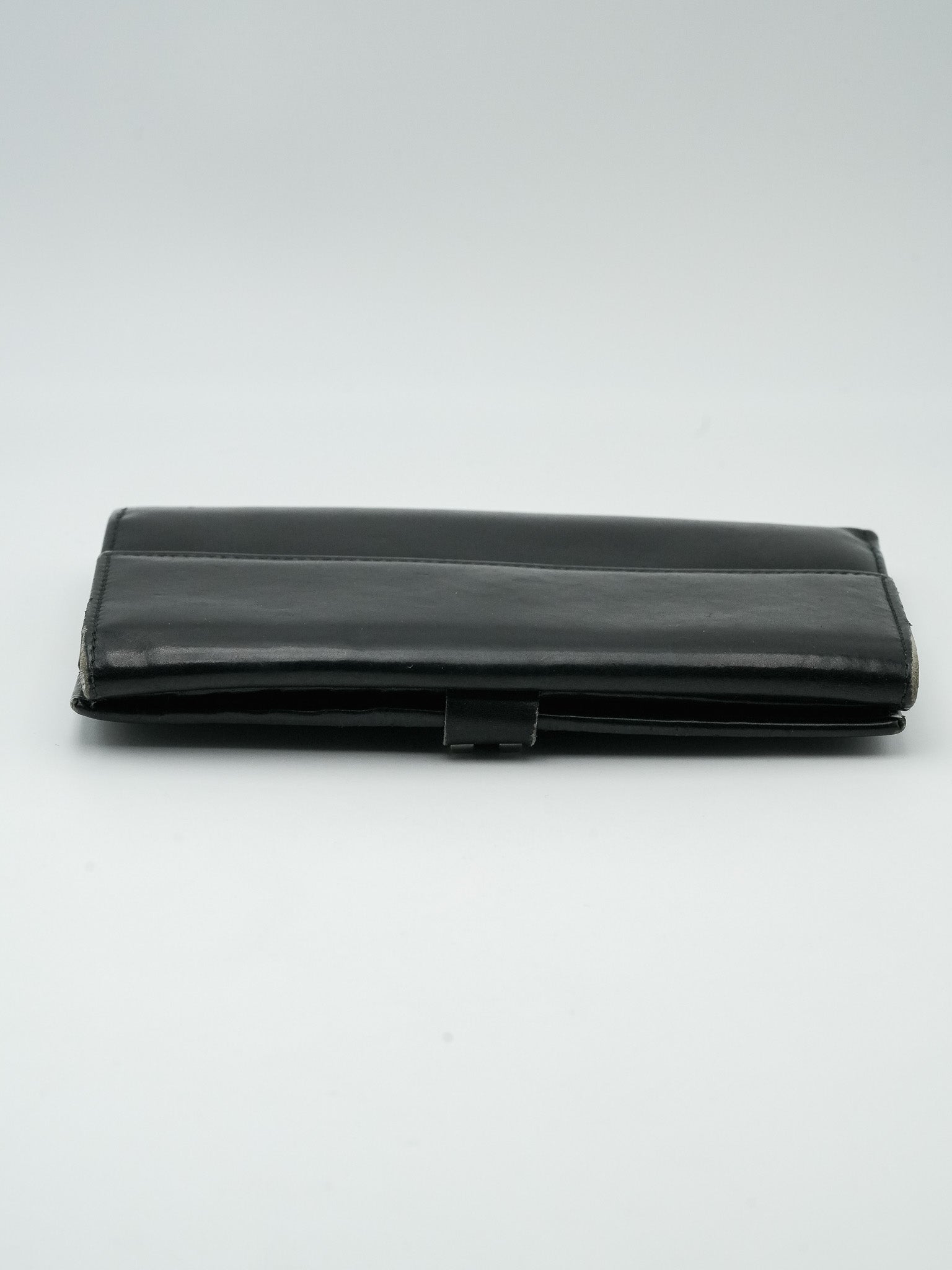 Salvatore Ferragamo - Portefeuille cuir noir - Atelier Victor - Vintage Shop