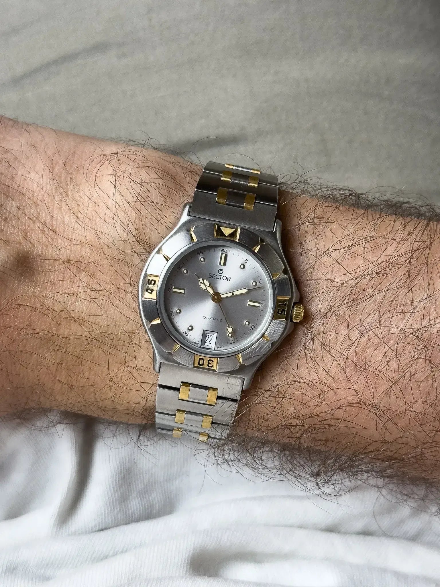 Sector - Acier Or Date 6h - 1990s - Atelier Victor