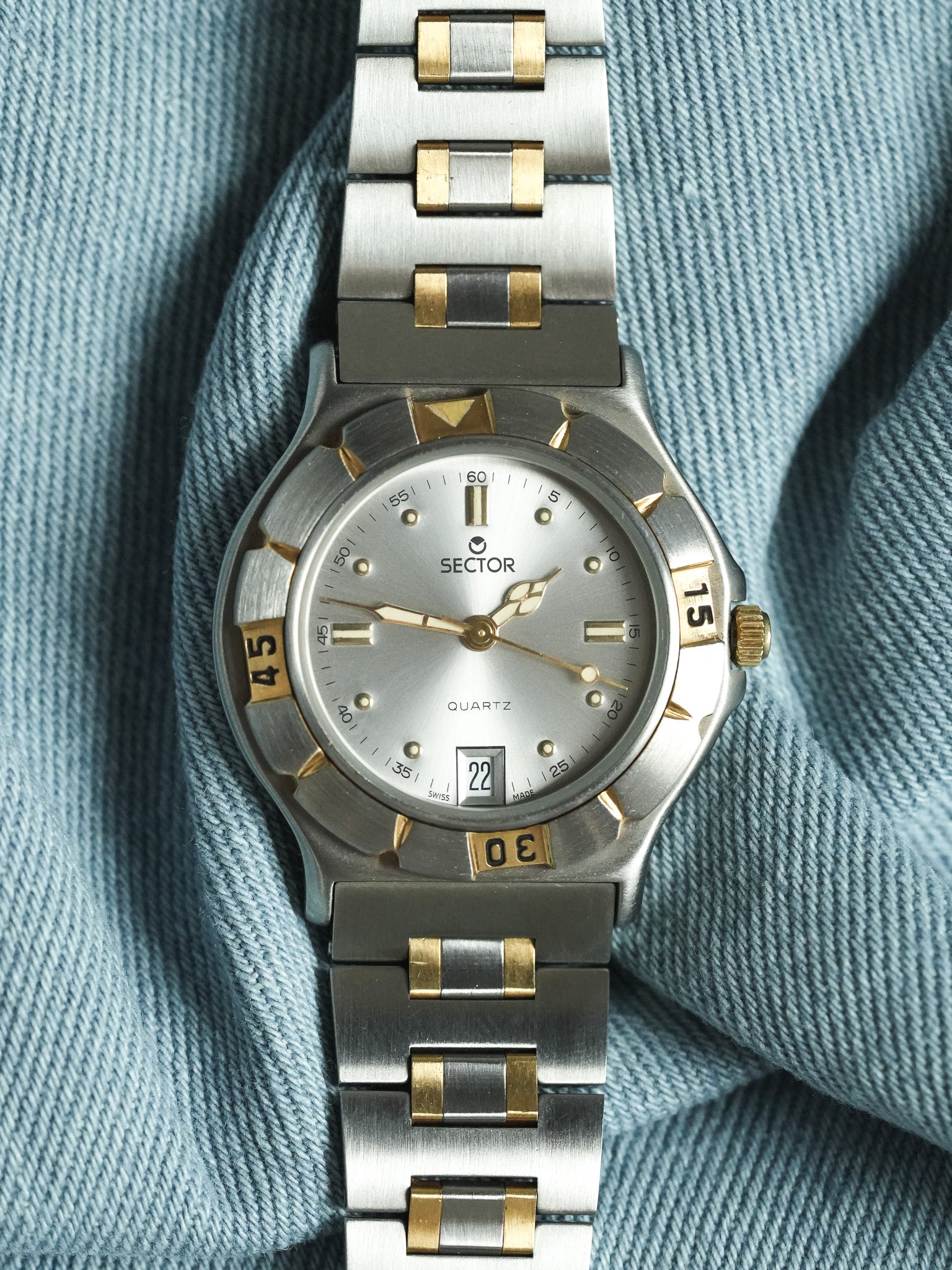 Sector - Acier Or Date 6h - 1990s - Atelier Victor - Vintage Shop