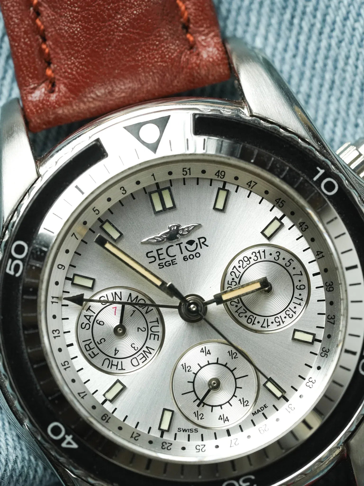 Sector - Chronographe Acier Calendar GMT - NOS - 1980s - Atelier Victor - Vintage Shop