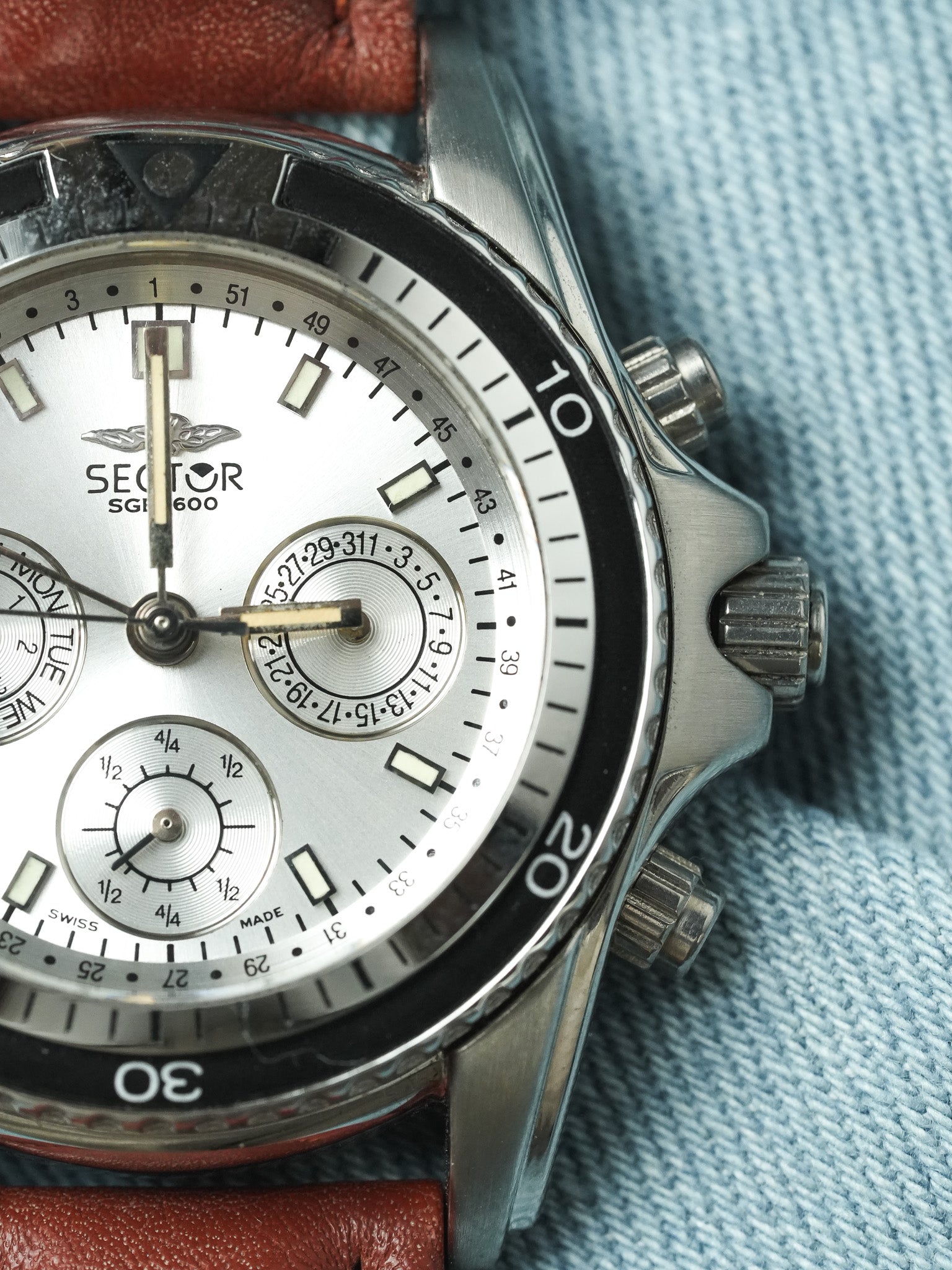 Sector - Chronographe Acier Calendar GMT - NOS - 1980s - Atelier Victor - Vintage Shop
