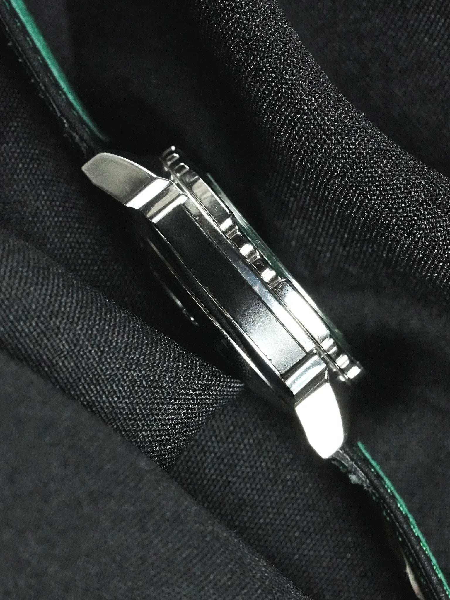 Sector - Chronographe Vert Acier Cornes Scarab - Neuve de stock - 1990s - Atelier Victor - Vintage Shop