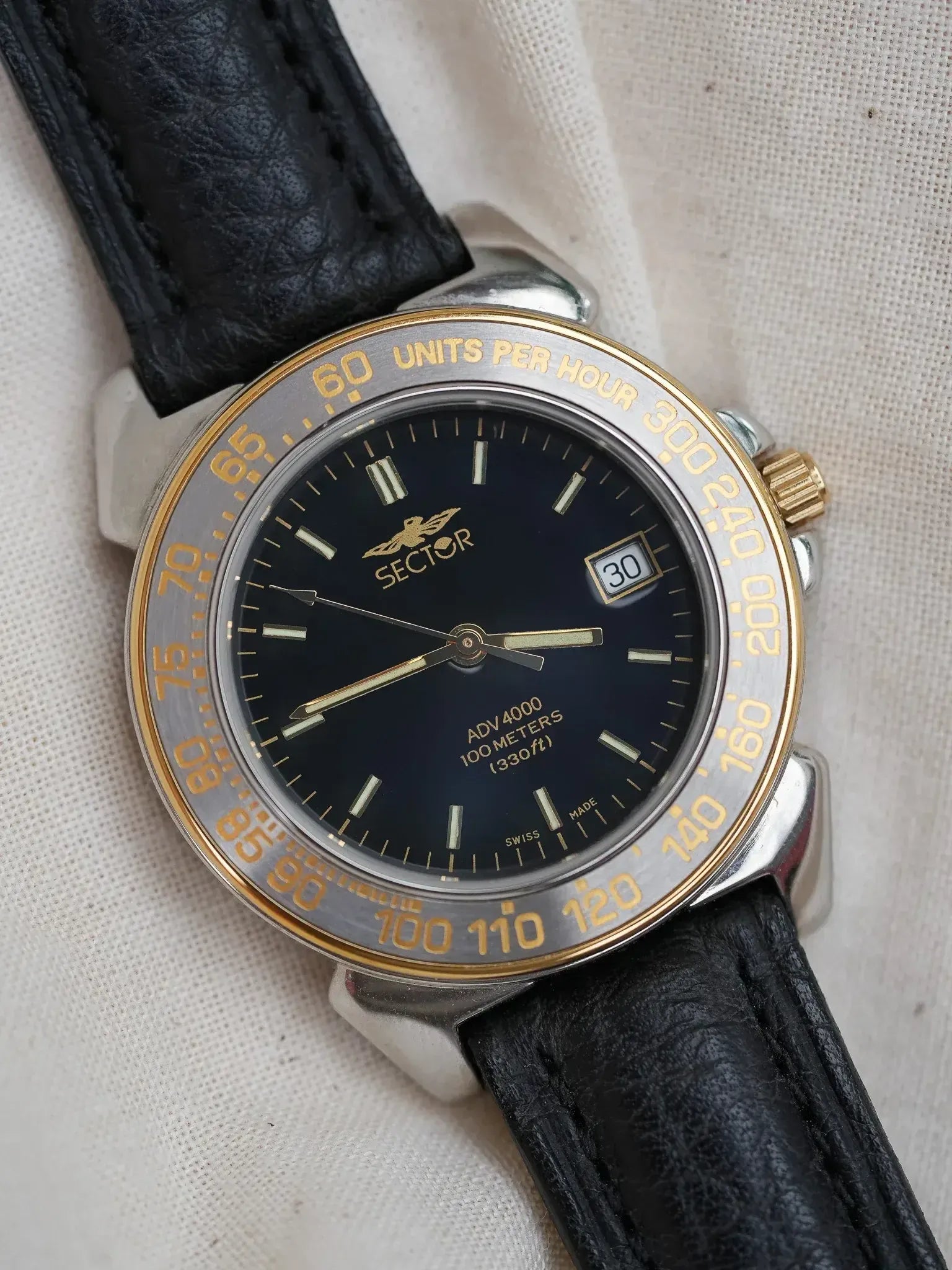 Sector - Scarab Acier Or Cadran Noir - NOS - 1980s - Atelier Victor