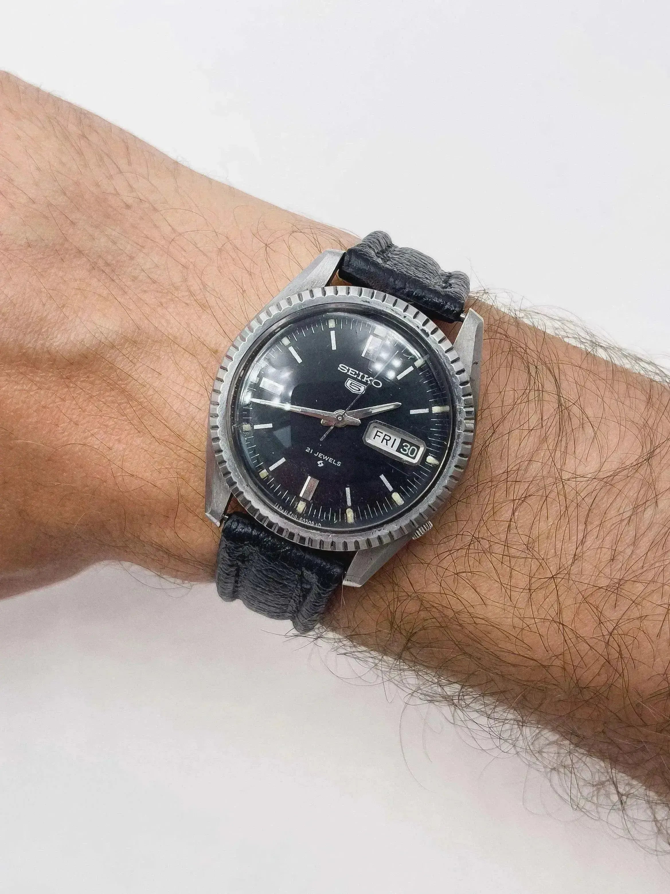 Seiko - Acier automatique Cannelée noir - 1968 - Atelier Victor