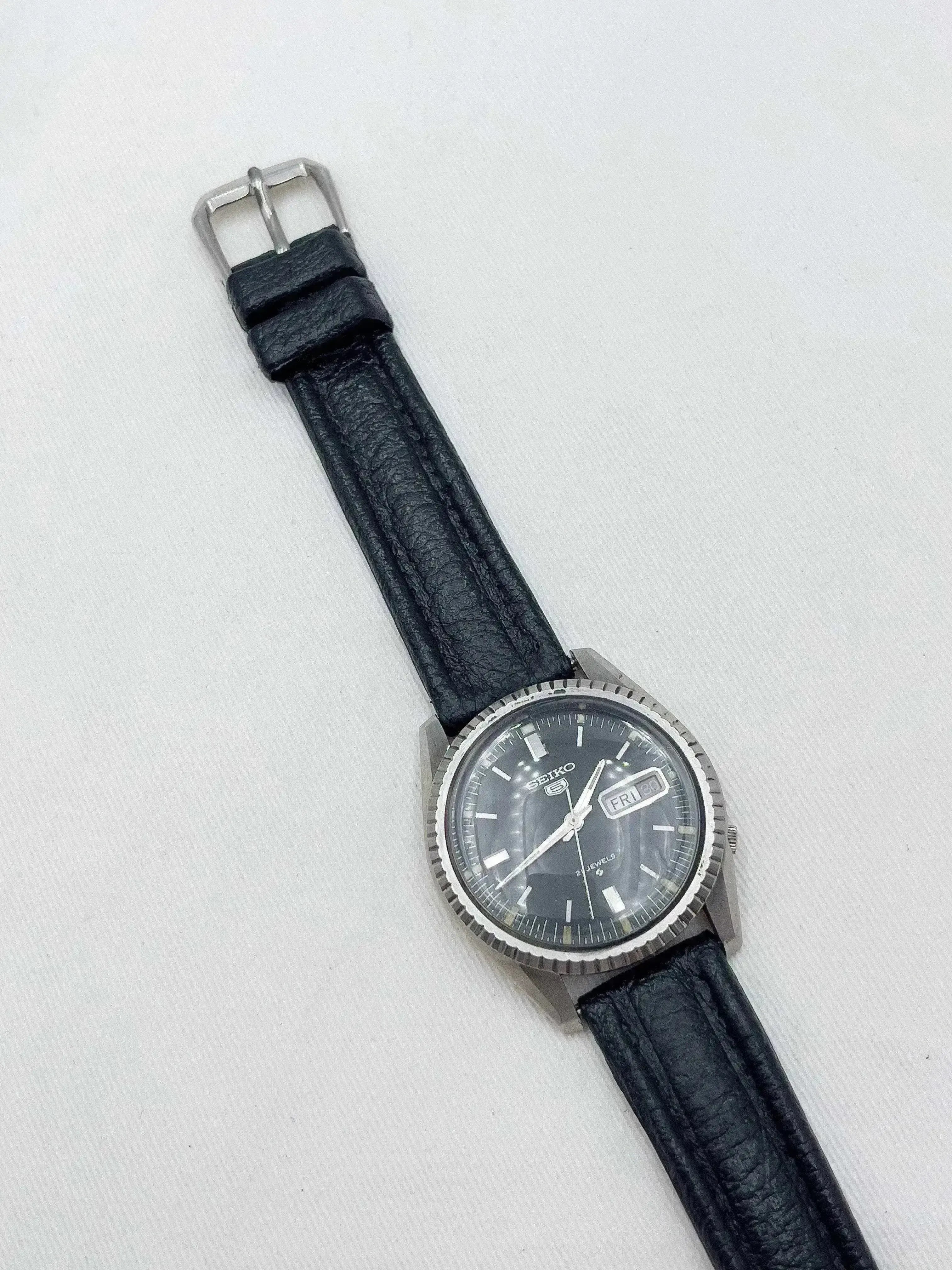 Seiko - Acier automatique Cannelée noir - 1968 - Atelier Victor