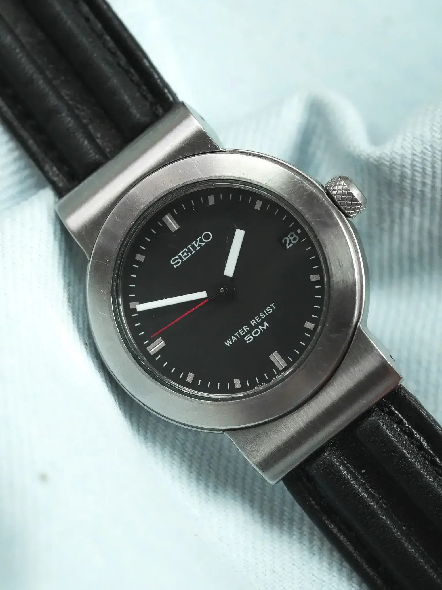 Seiko - Acier Brossé Cornes centrales Trotteuse Rouge - 1990 - Atelier Victor