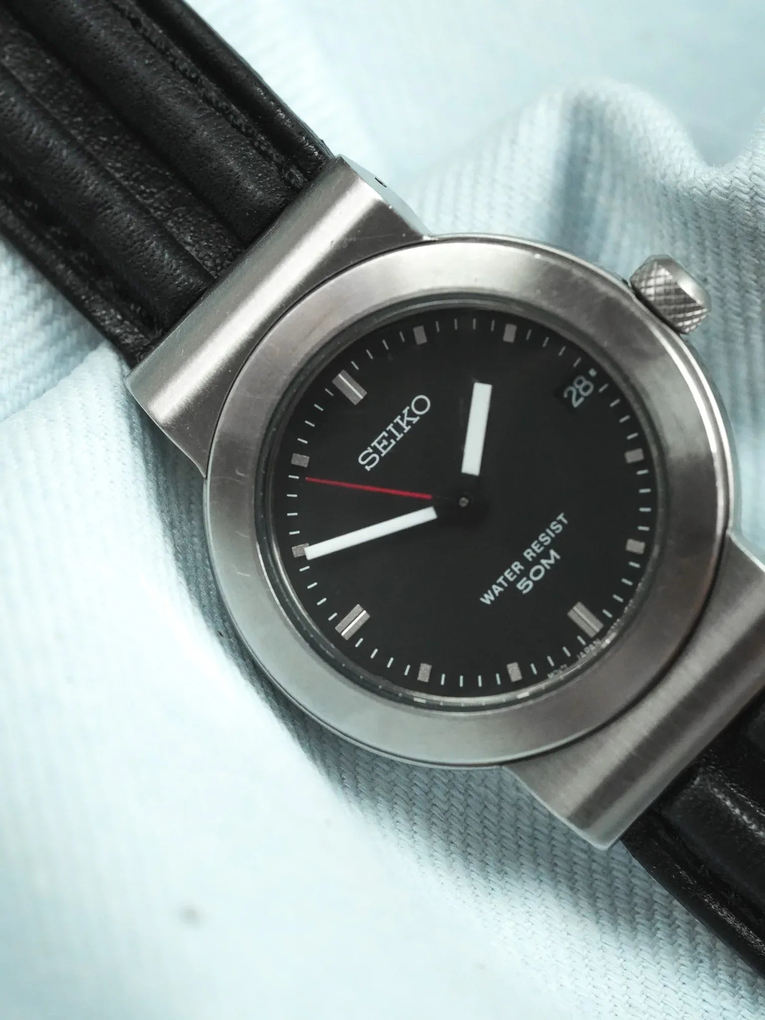 Seiko - Acier Brossé Cornes centrales Trotteuse Rouge - 1990 - Atelier Victor