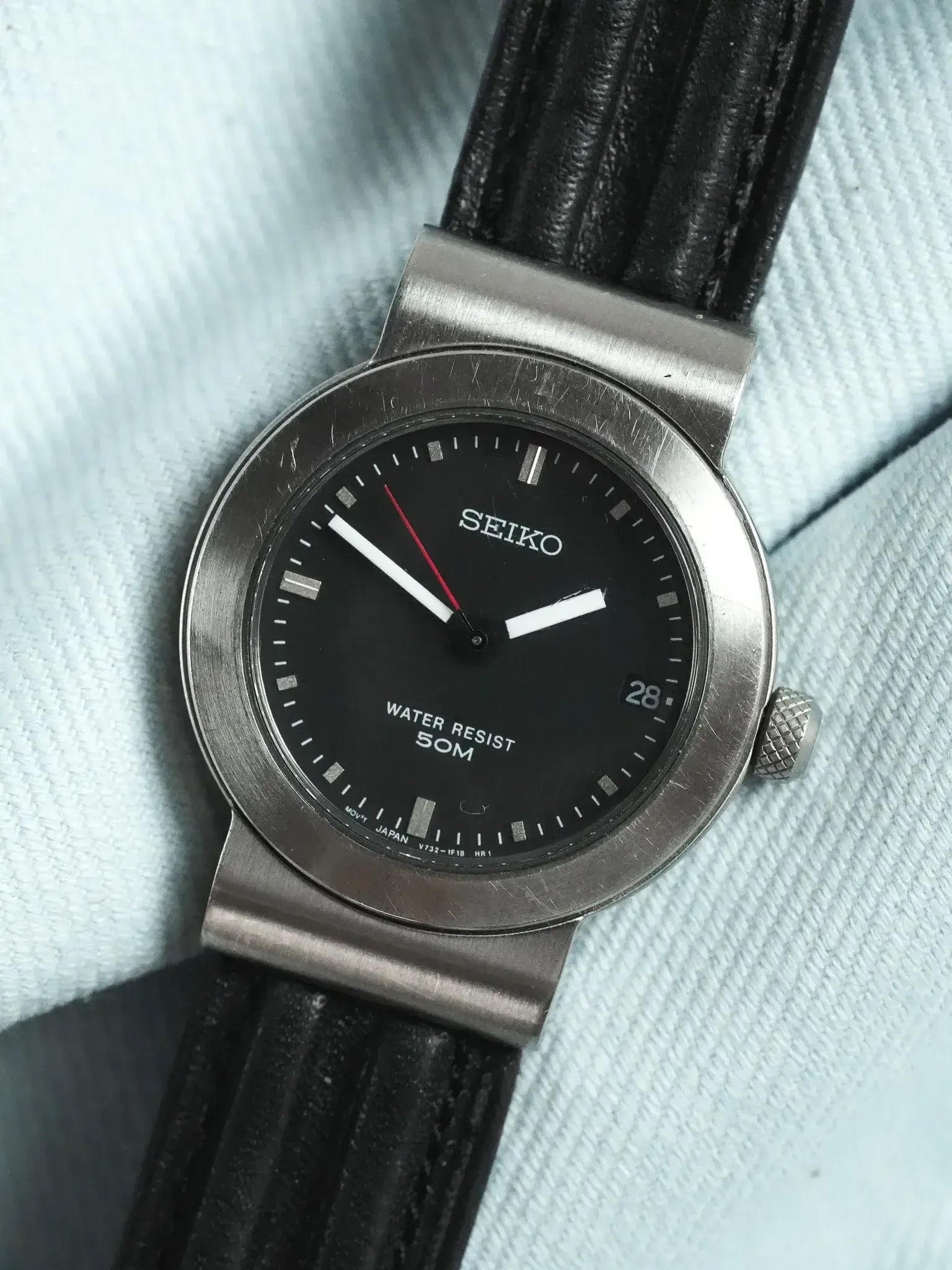 Seiko - Acier Brossé Cornes centrales Trotteuse Rouge - 1990 - Atelier Victor