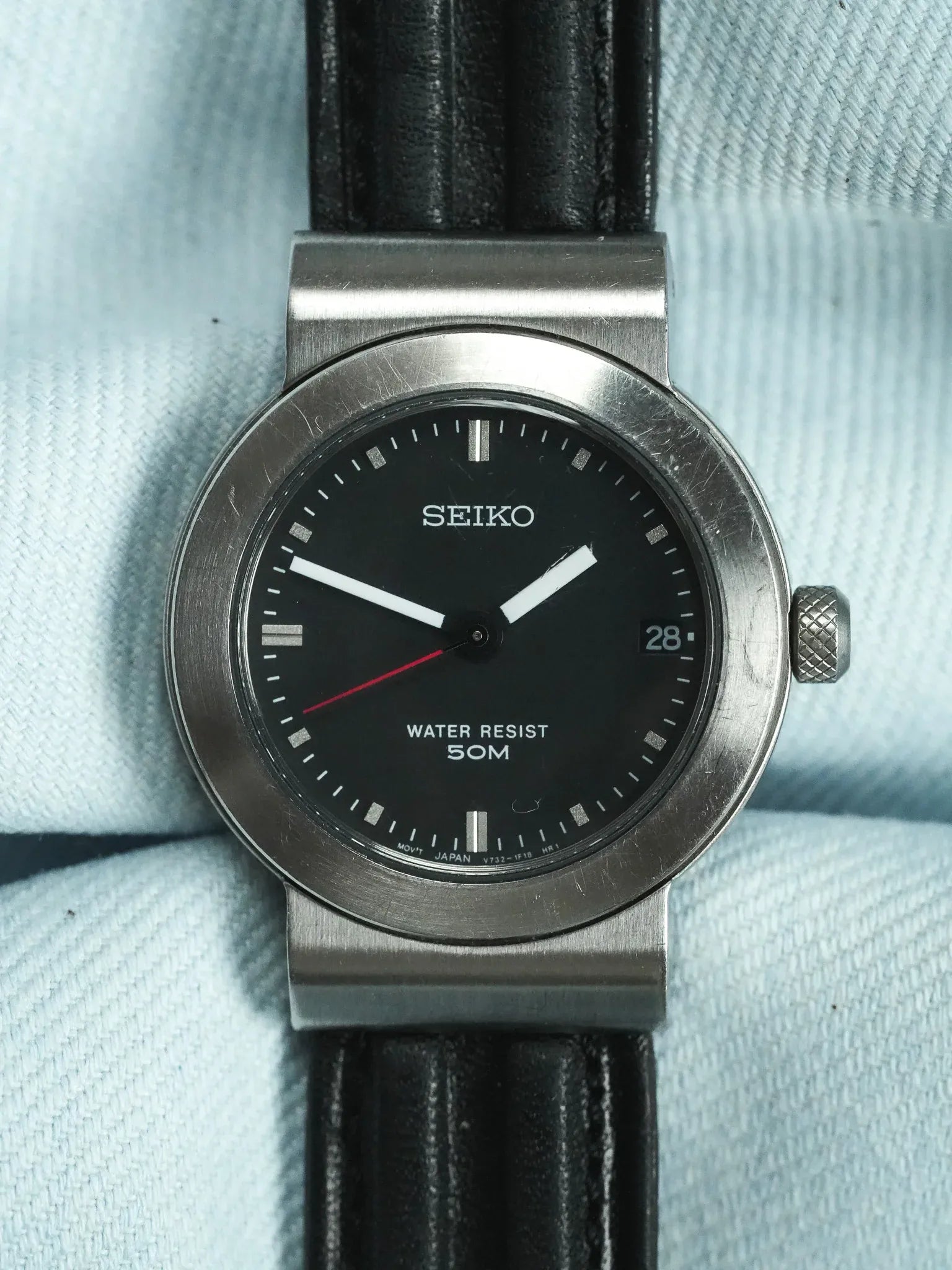 Seiko - Acier Brossé Cornes centrales Trotteuse Rouge - 1990 - Atelier Victor - Vintage Shop