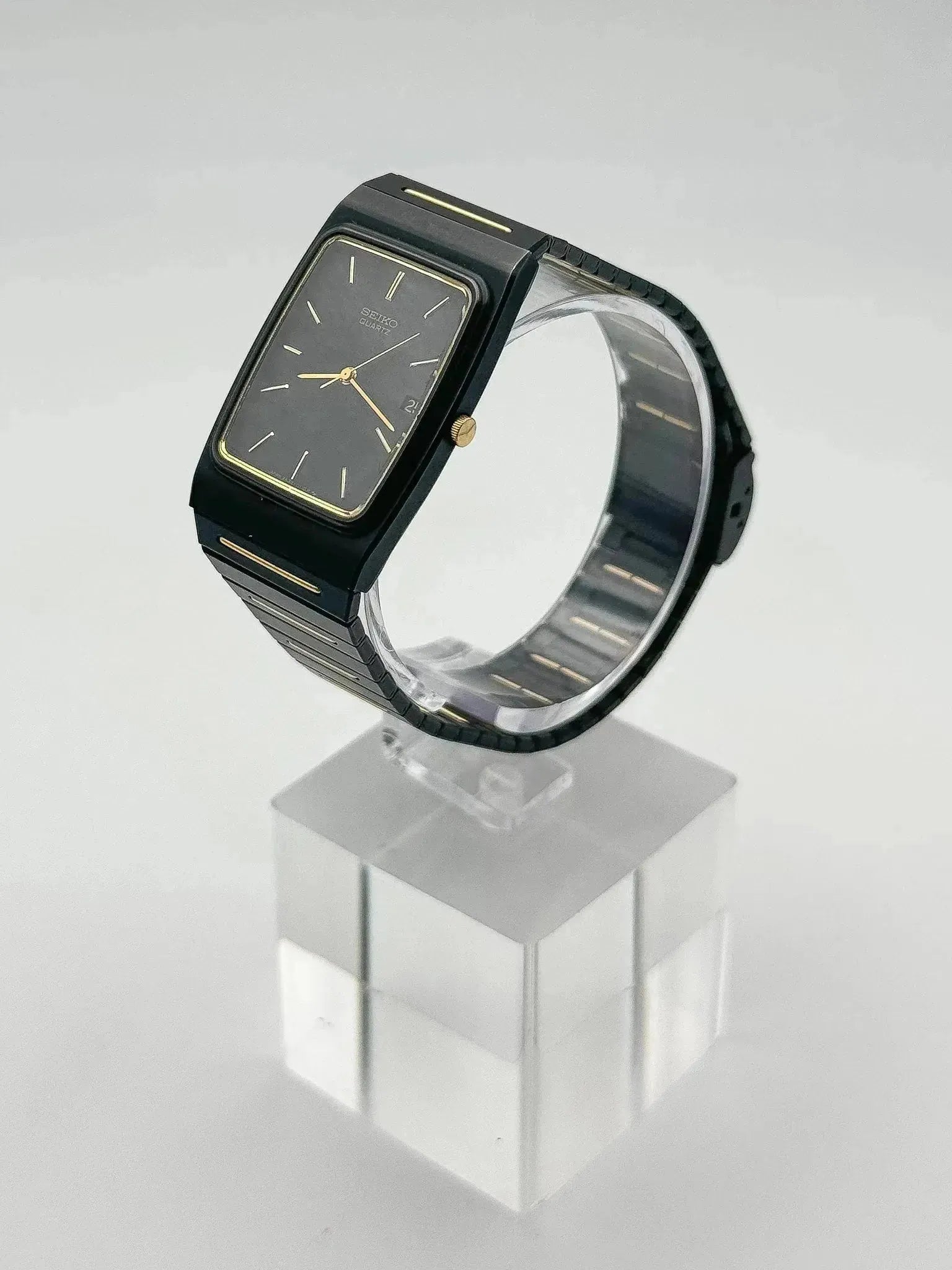 Seiko - Acier PVD Noir & Or Date - 1994 - Atelier Victor Paris - Vintage Watch Shop Dubai