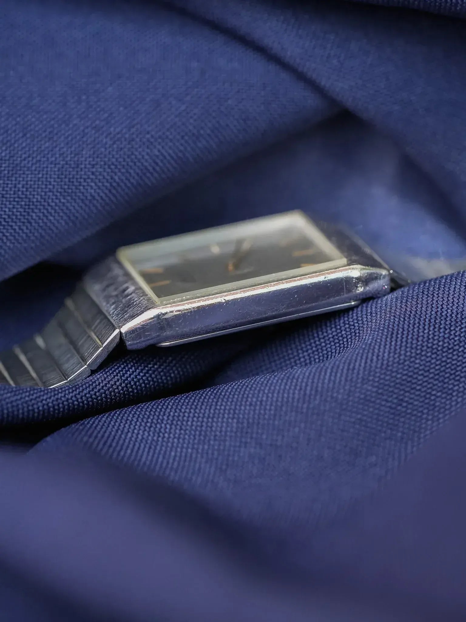 Seiko - Acier Rectangulaire Cadran Argent Index Or - 1984 - Atelier Victor