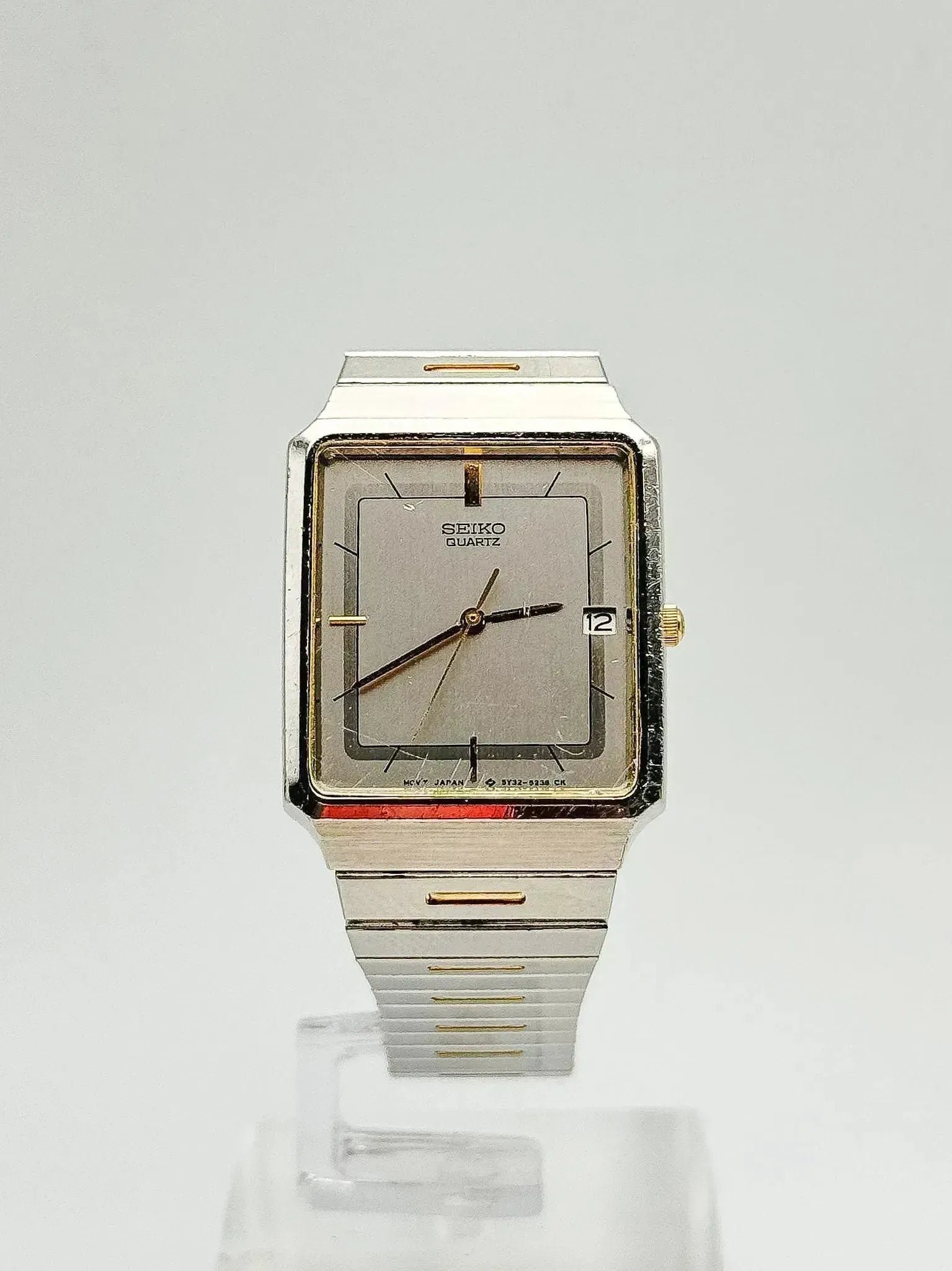 Seiko - Acier Strié Doré Bracelet intégré - 1997 - Atelier Victor