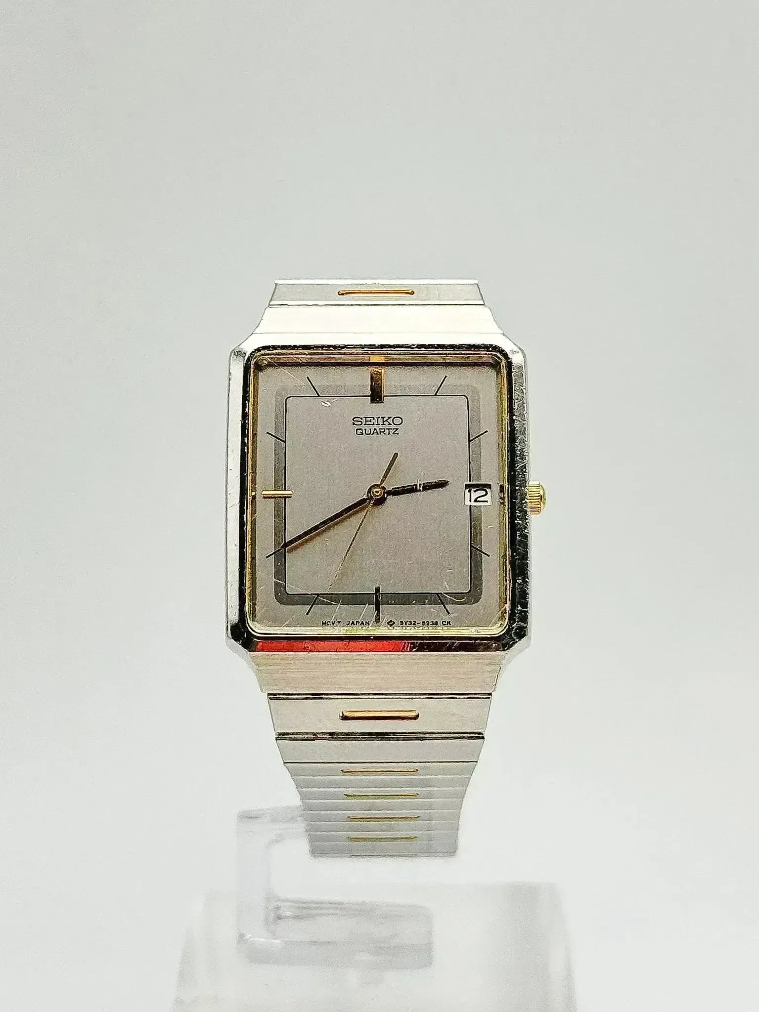 Seiko - Acier Strié Doré Bracelet intégré - 1997 - Atelier Victor