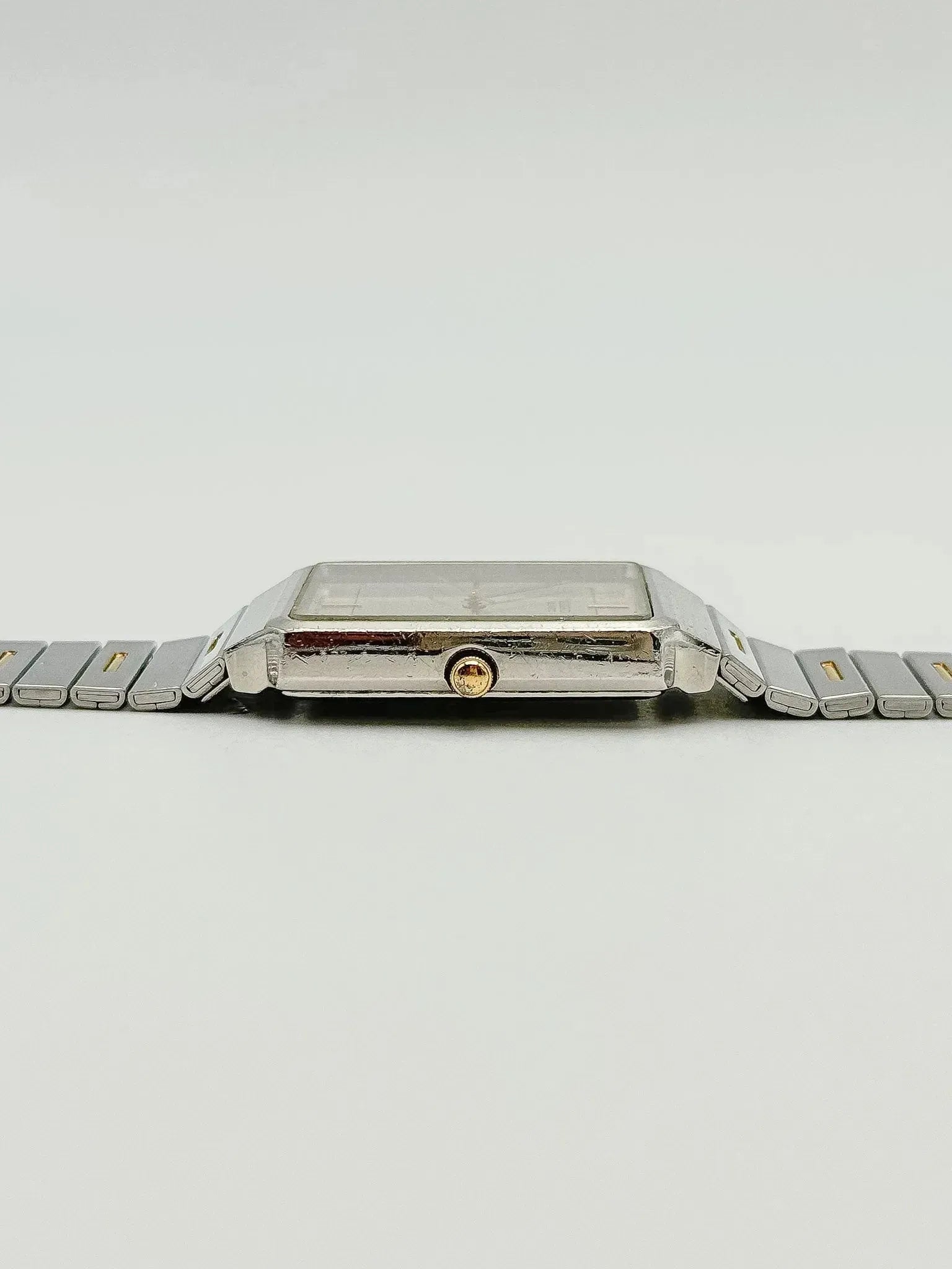 Seiko - Acier Strié Doré Bracelet intégré - 1997 - Atelier Victor