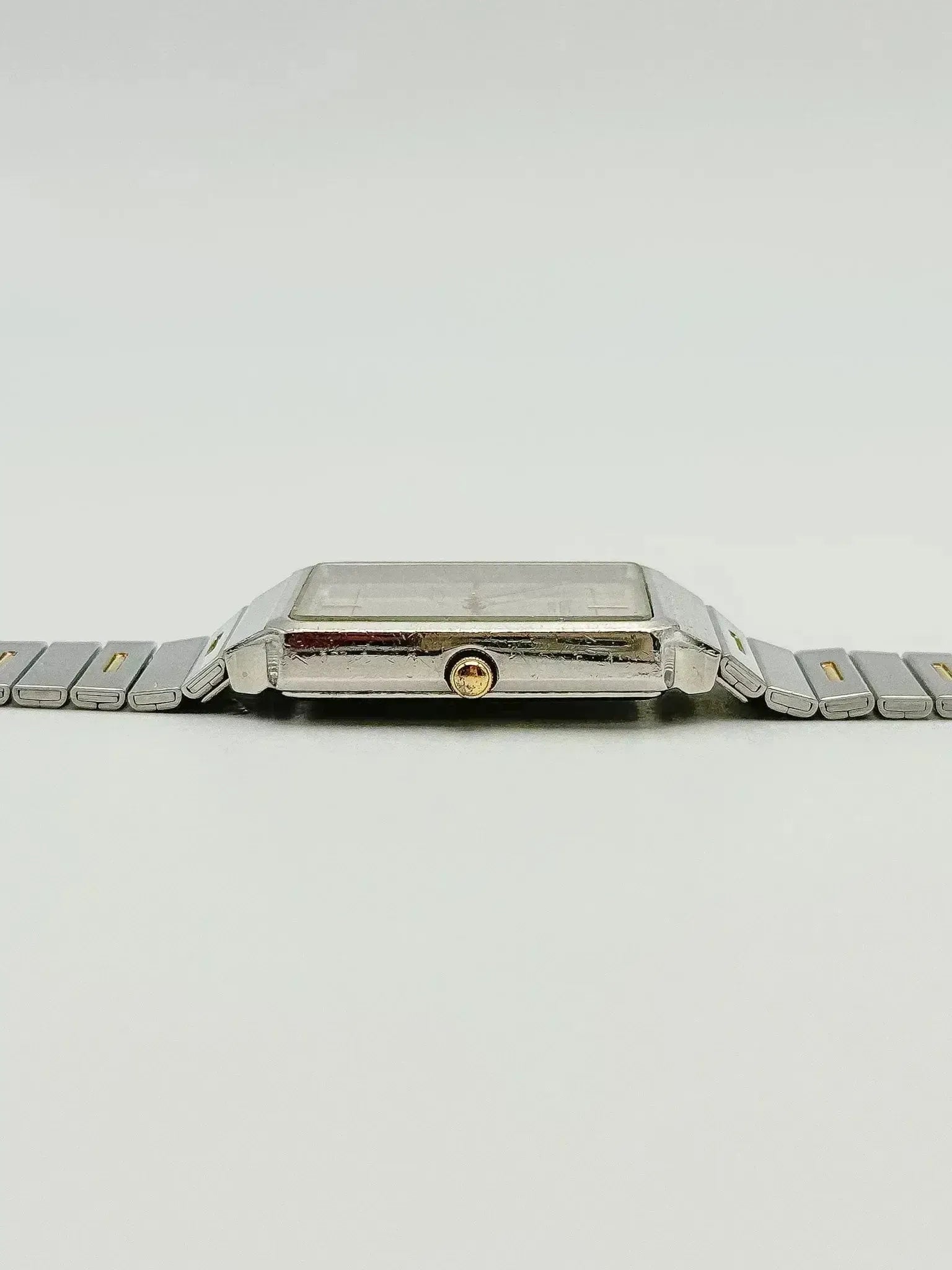 Seiko - Acier Strié Doré Bracelet intégré - 1997 - Atelier Victor