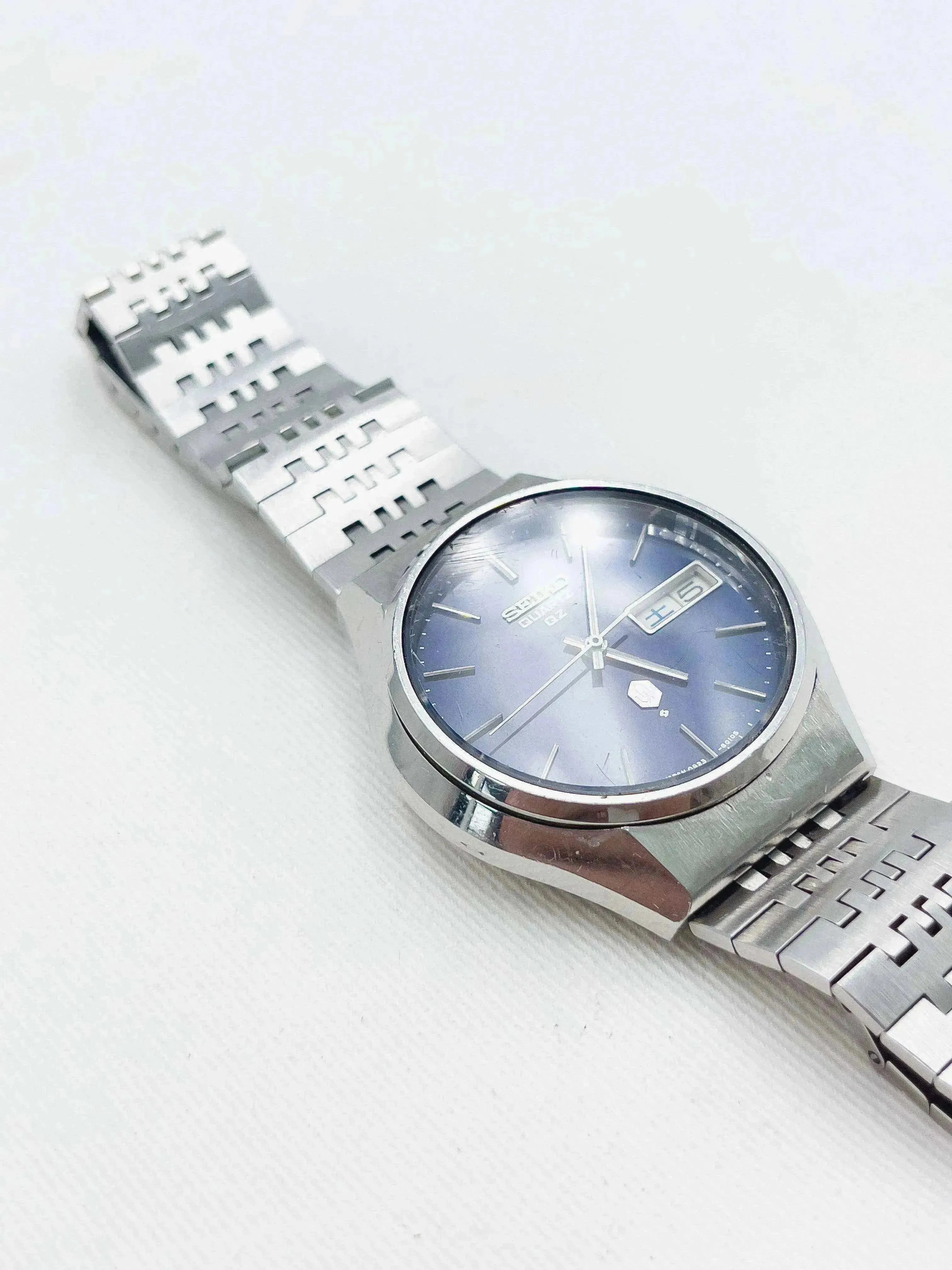 Seiko - Blue Dial Kanji - 1975 - Atelier Victor Paris - Vintage Watch Shop Dubai
