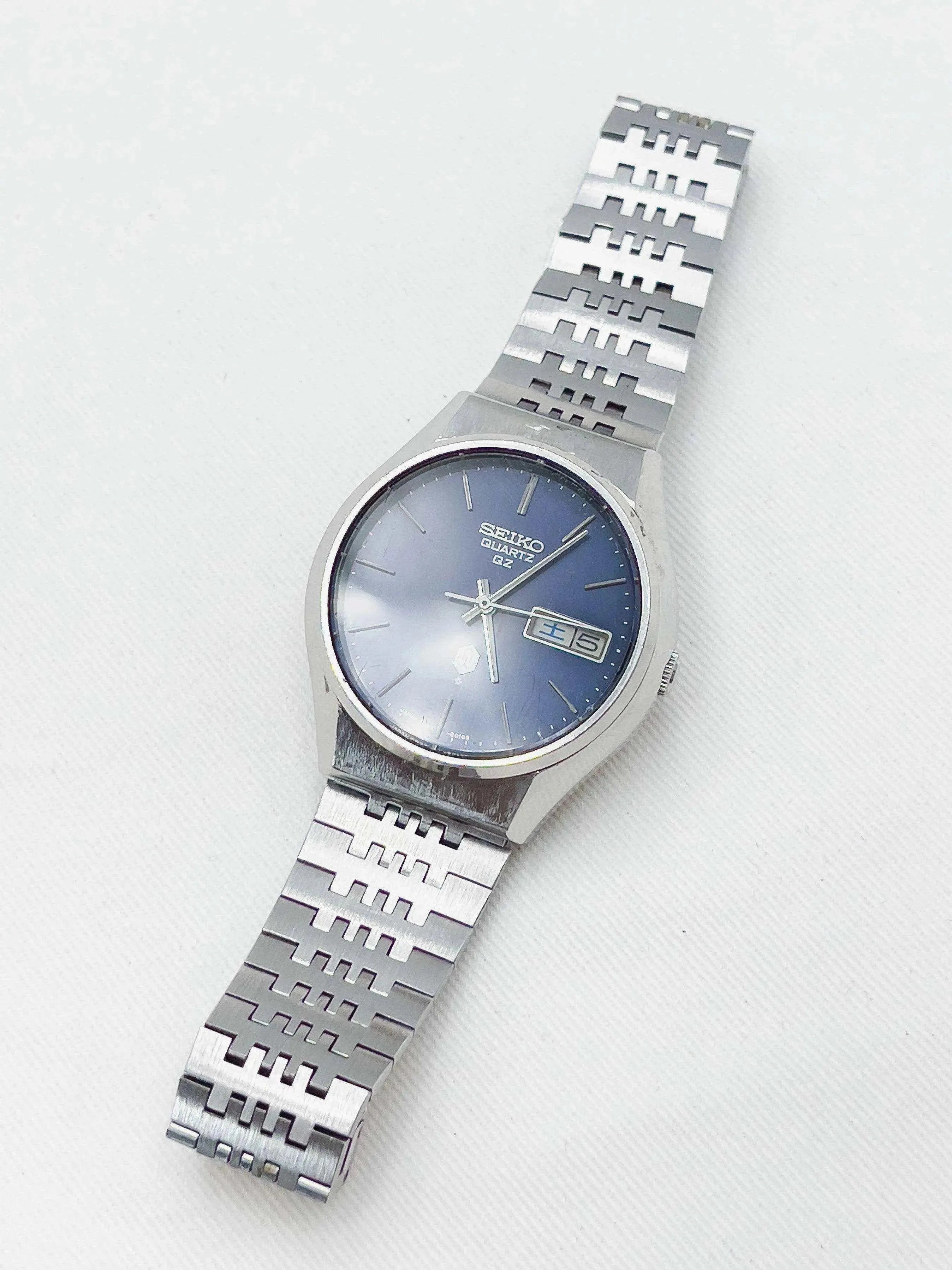 Seiko - Blue Dial Kanji - 1975 - Atelier Victor Paris - Vintage Watch Shop Dubai