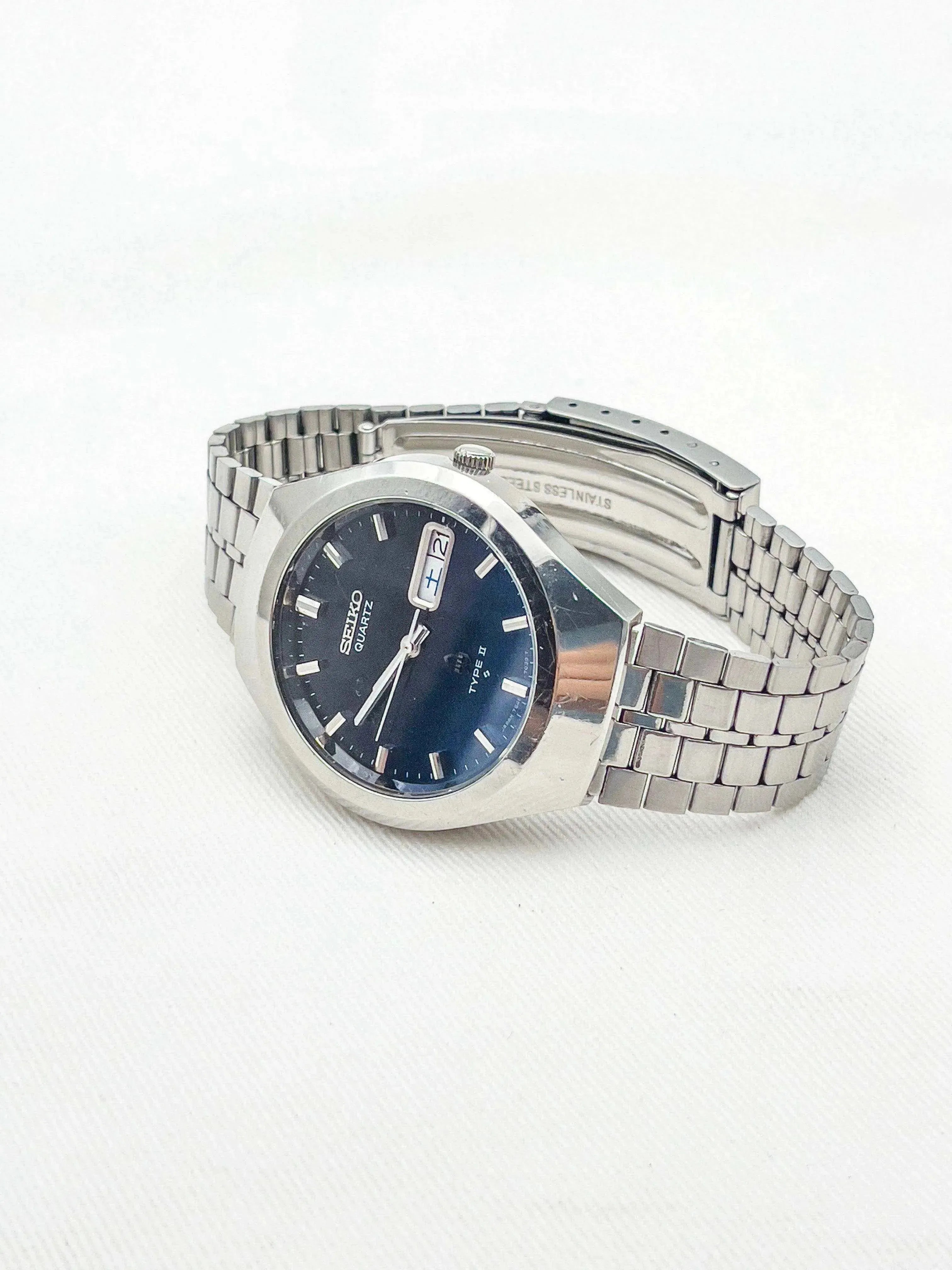 Seiko - Blue Ribbon Dial - 1977 - Atelier Victor - Vintage Shop