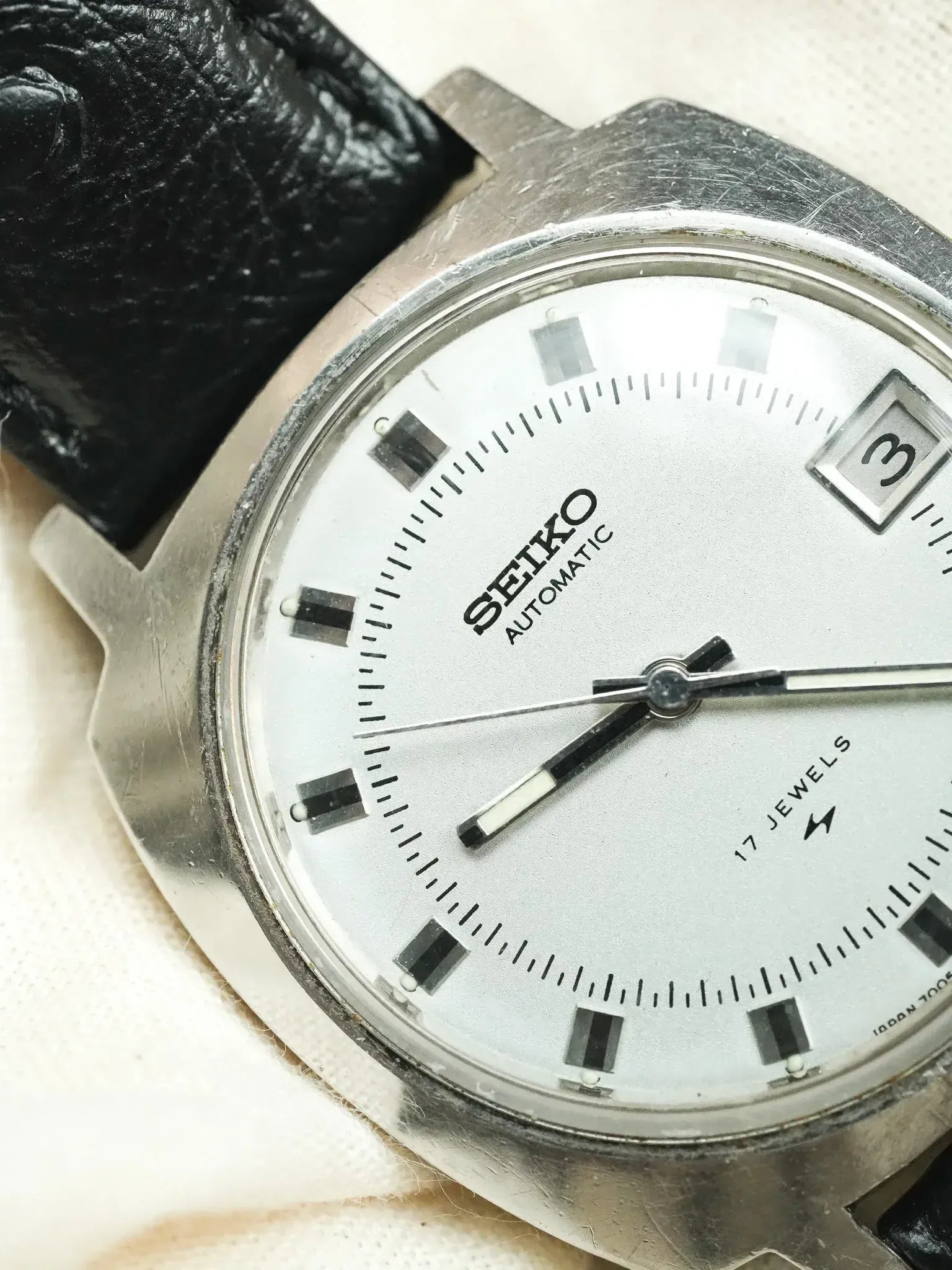 Seiko - Caja de TV Índice negro Fecha - 1975