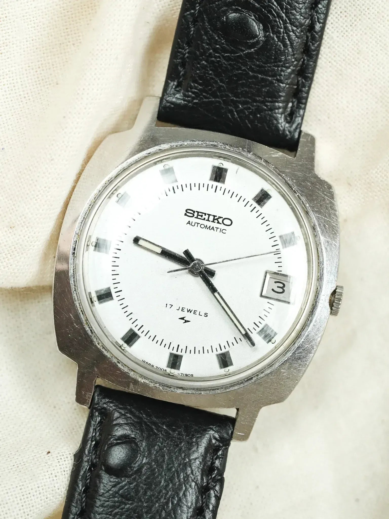 Seiko - Caja de TV Índice negro Fecha - 1975