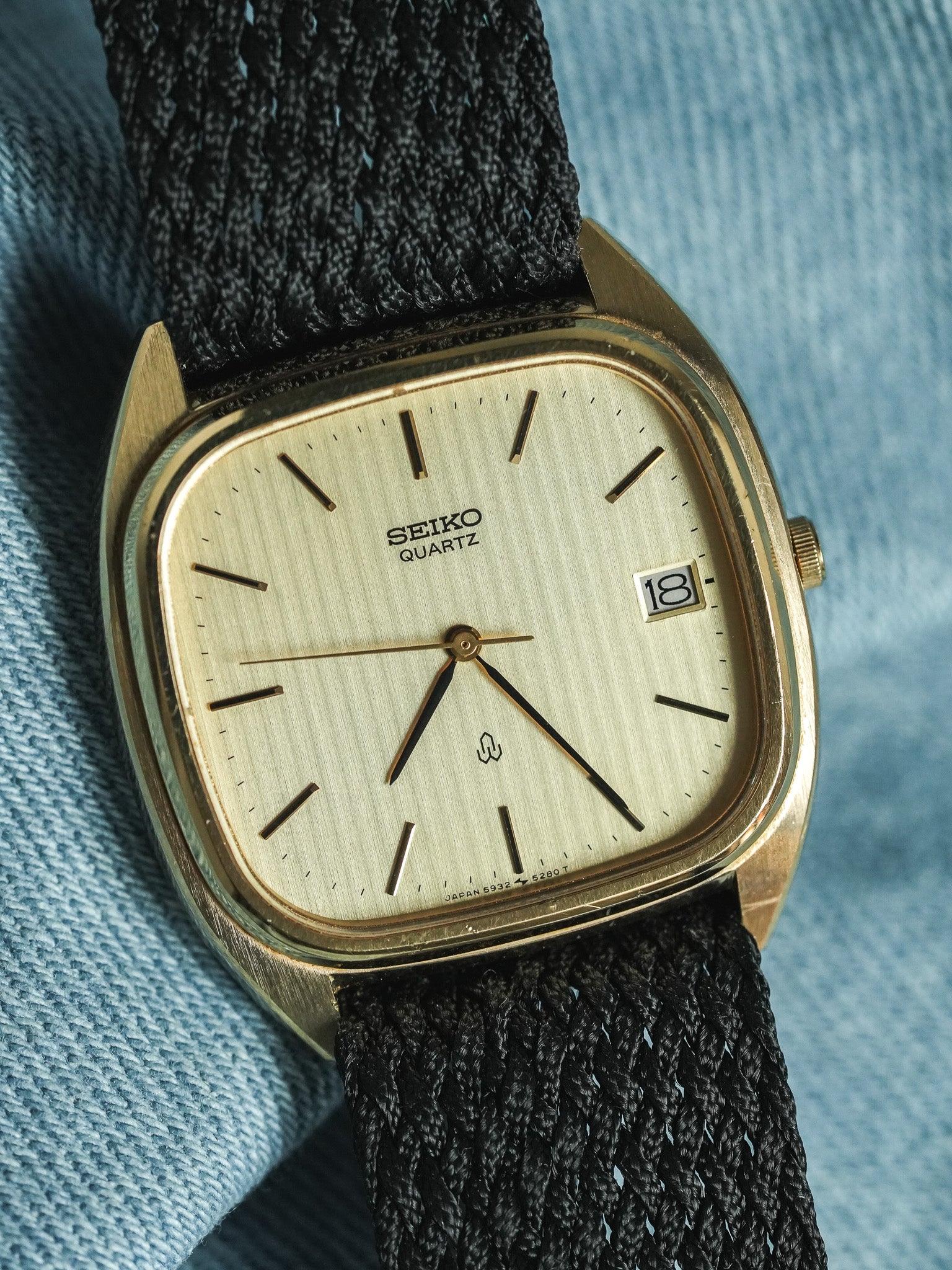 Seiko - Cadran TV Tapisserie Or - 1980 - Atelier Victor - Vintage Shop
