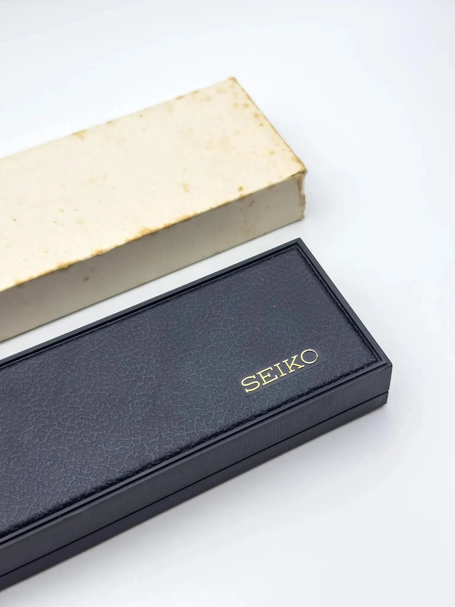 Seiko - Circle Gold - NOS & Box - 1990s - Atelier Victor Paris - Vintage Watch Shop Dubai