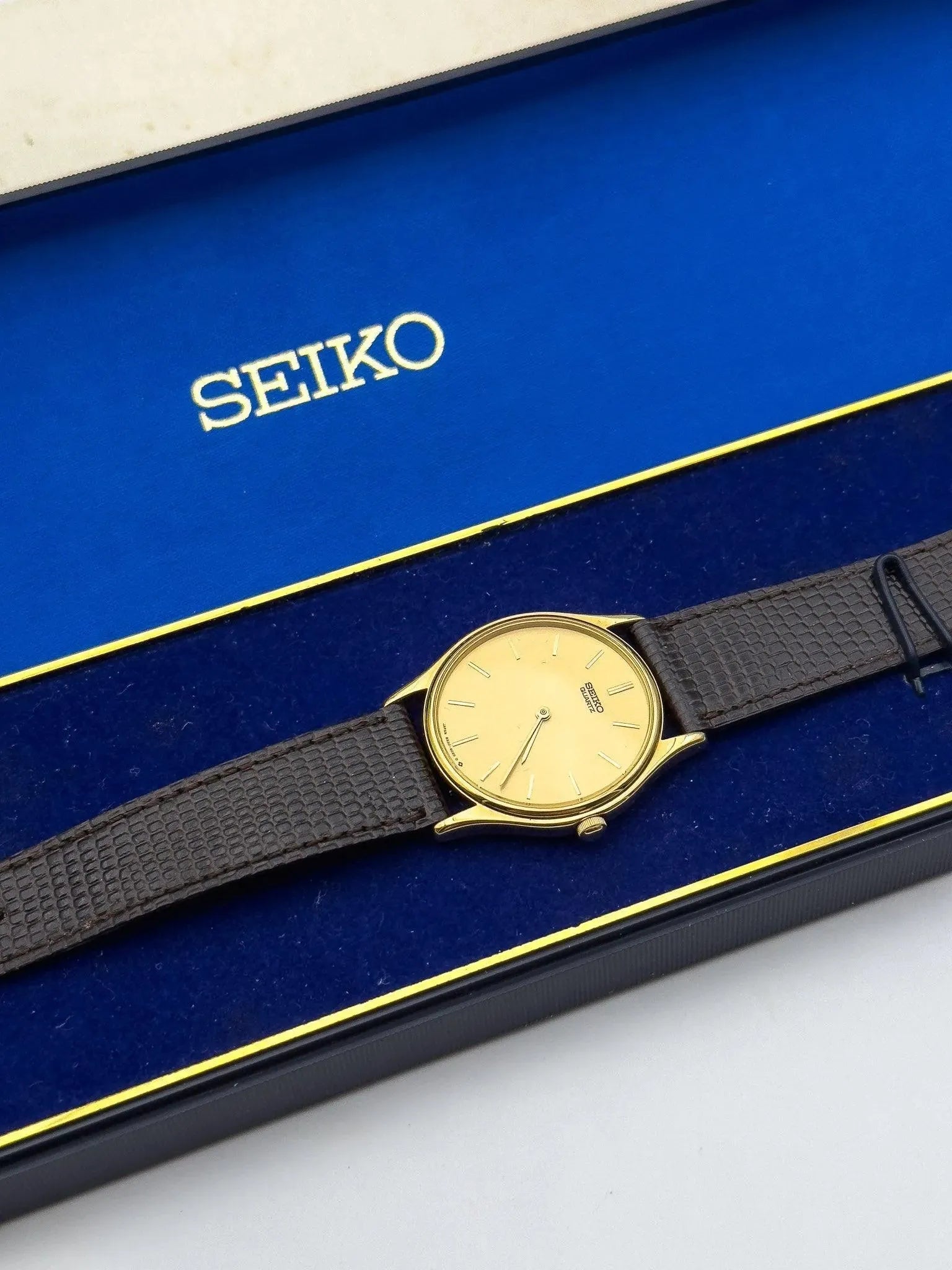 Seiko - Circle Gold - NOS & Box - 1990s - Atelier Victor Paris - Vintage Watch Shop Dubai