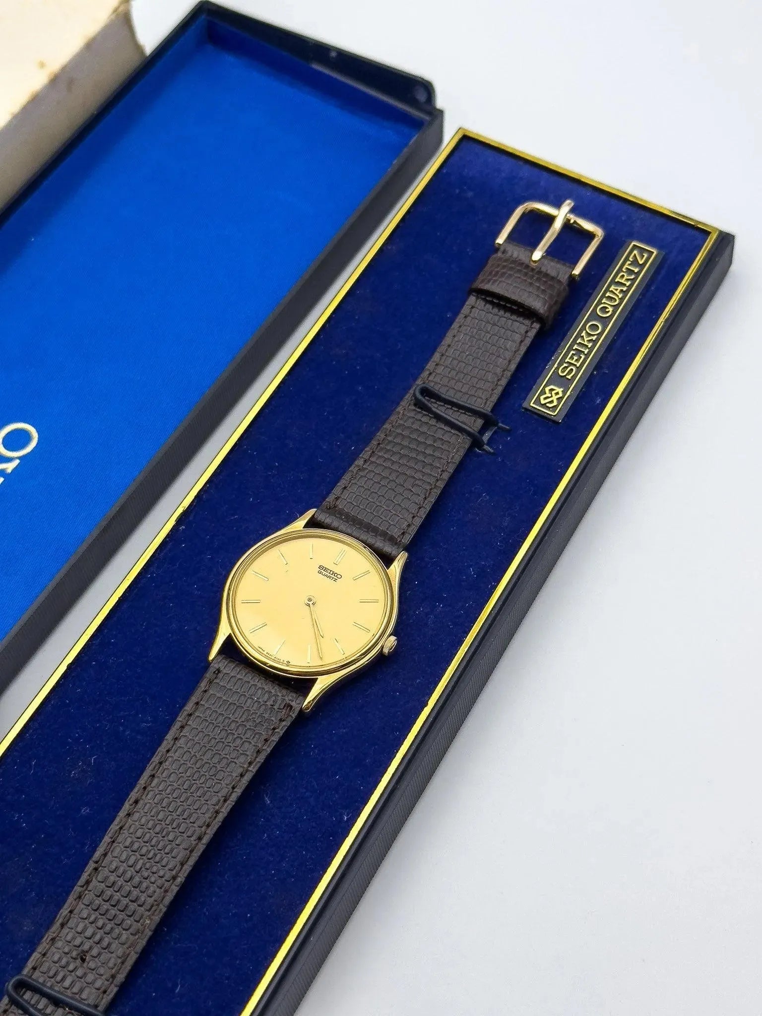 Seiko - Circle Gold - NOS & Box - 1990s - Atelier Victor Paris - Vintage Watch Shop Dubai