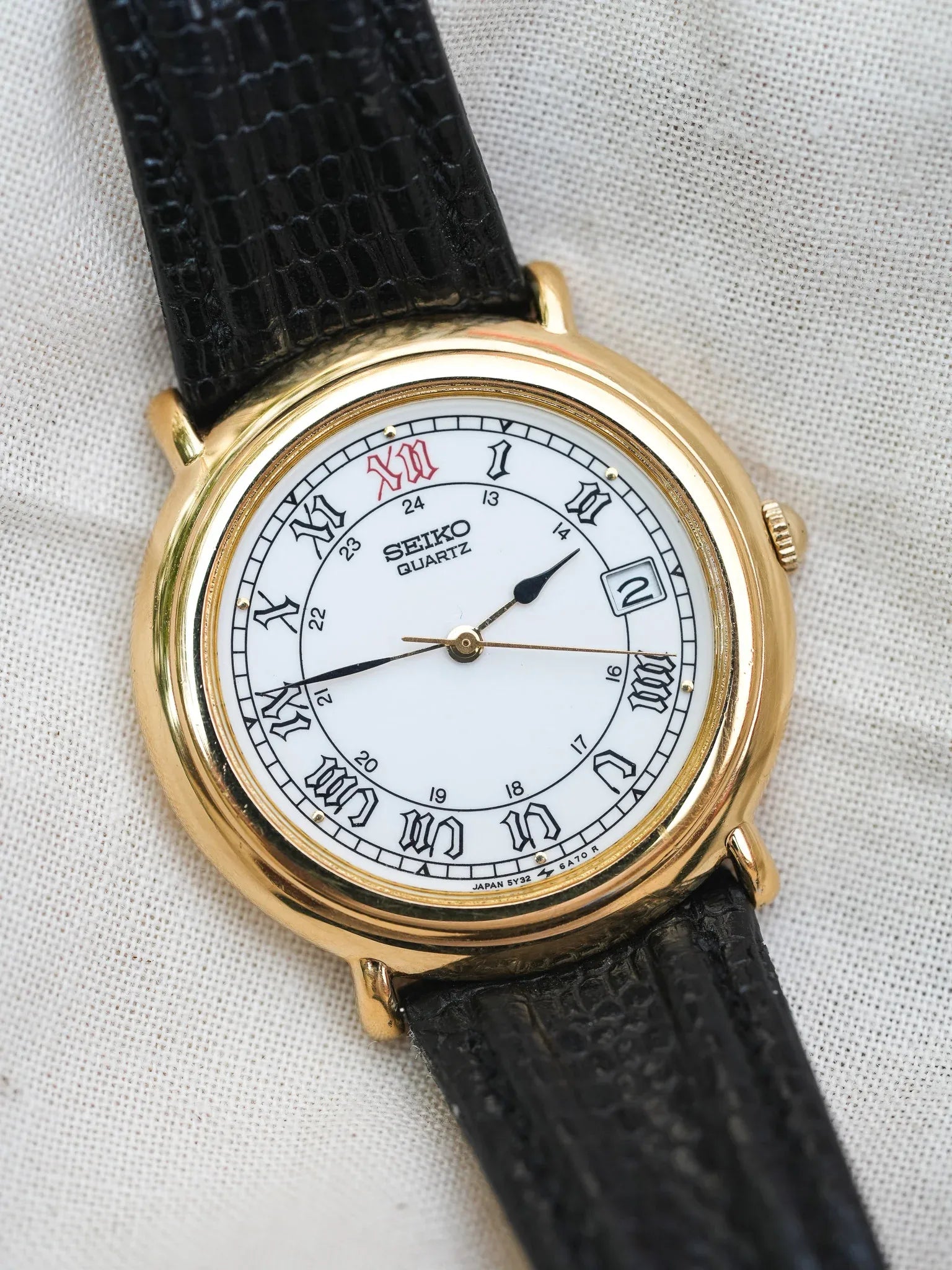 Seiko - Circle Or 12H rouge date - 1999 - Atelier Victor - Vintage Shop