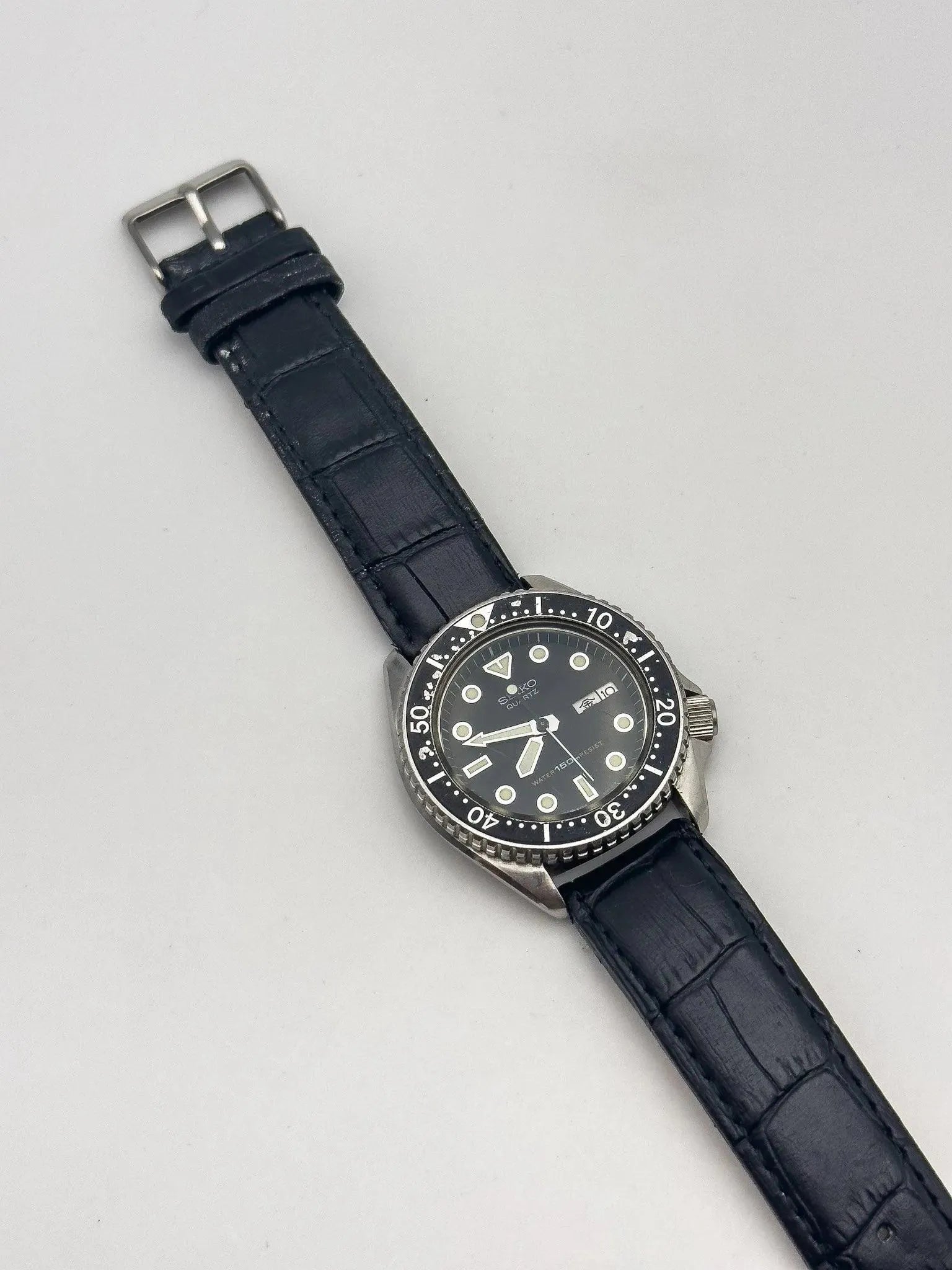 Seiko - Diver Black Dial - 1983 - Atelier Victor Paris - Vintage Watch Shop Dubai