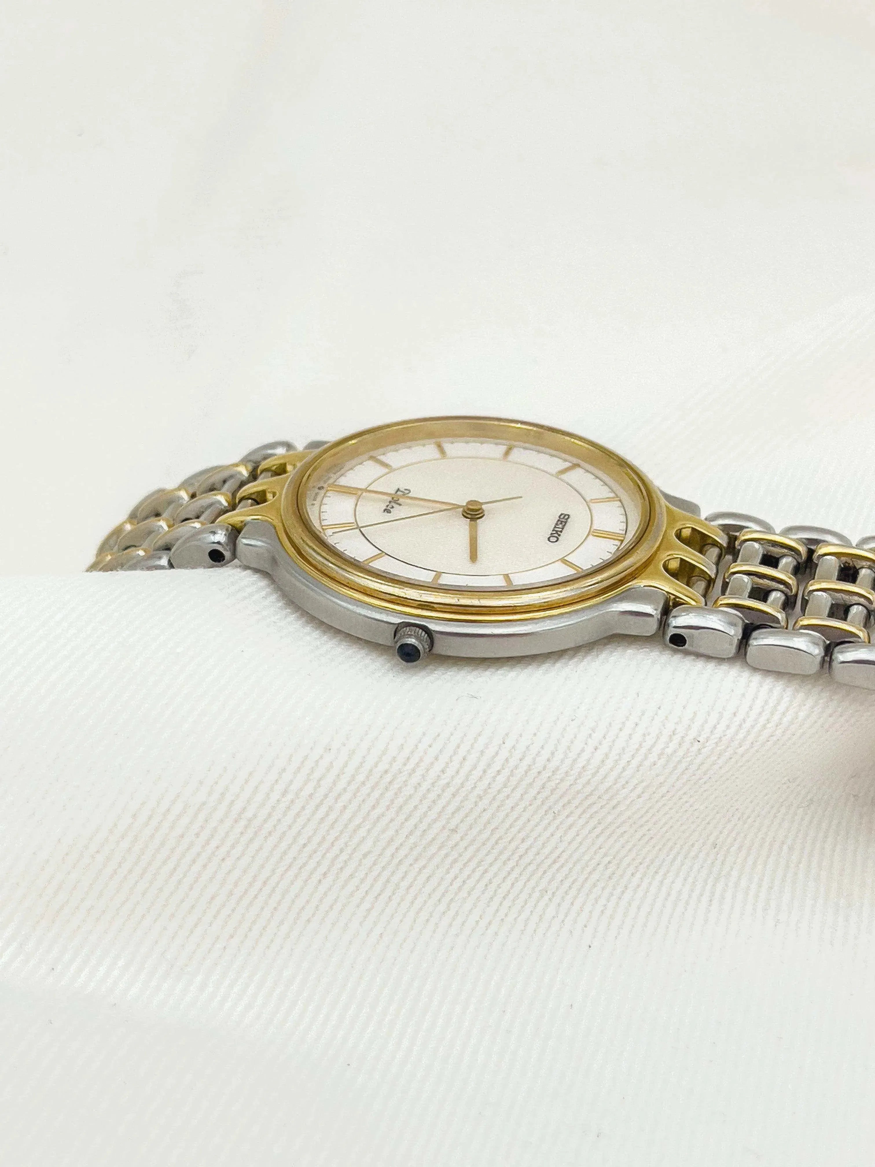 Seiko Dolce - Dolce Acier Or Femme - 1988 - Atelier Victor
