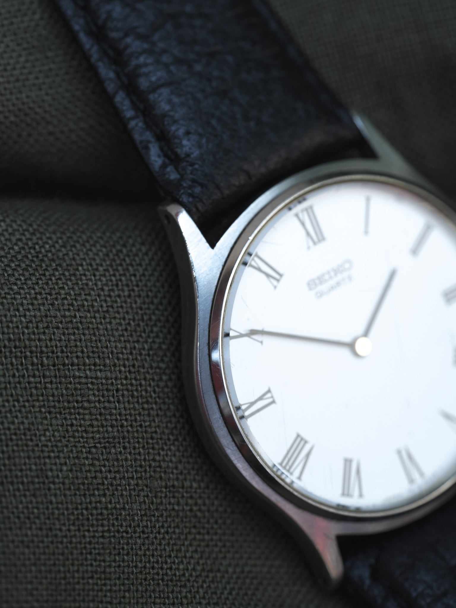 Seiko - Dress Watch Slim Acier Blanc Romain - 1997 - Atelier Victor - Vintage Shop
