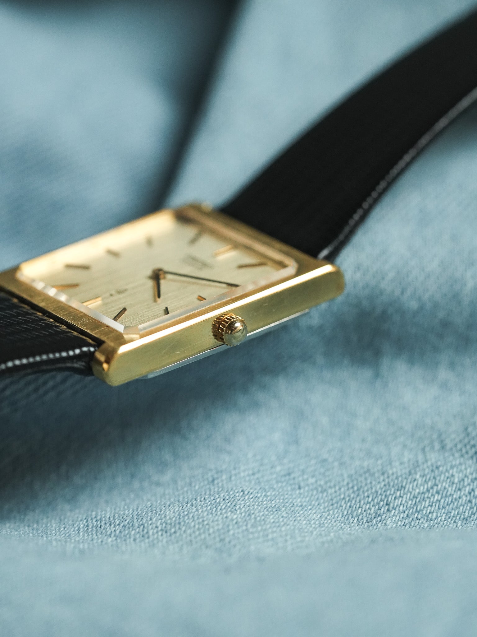 Seiko - Echantillon Tank XL Plaqué or Brossé - 1988 - Atelier Victor - Vintage Shop