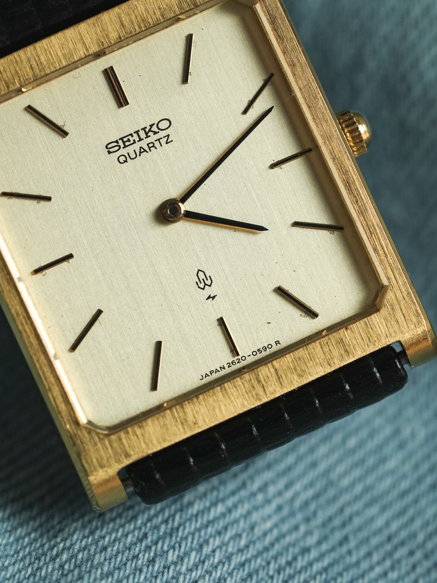 Seiko - Echantillon Tank XL Plaqué or Brossé - 1988 - Atelier Victor - Vintage Shop