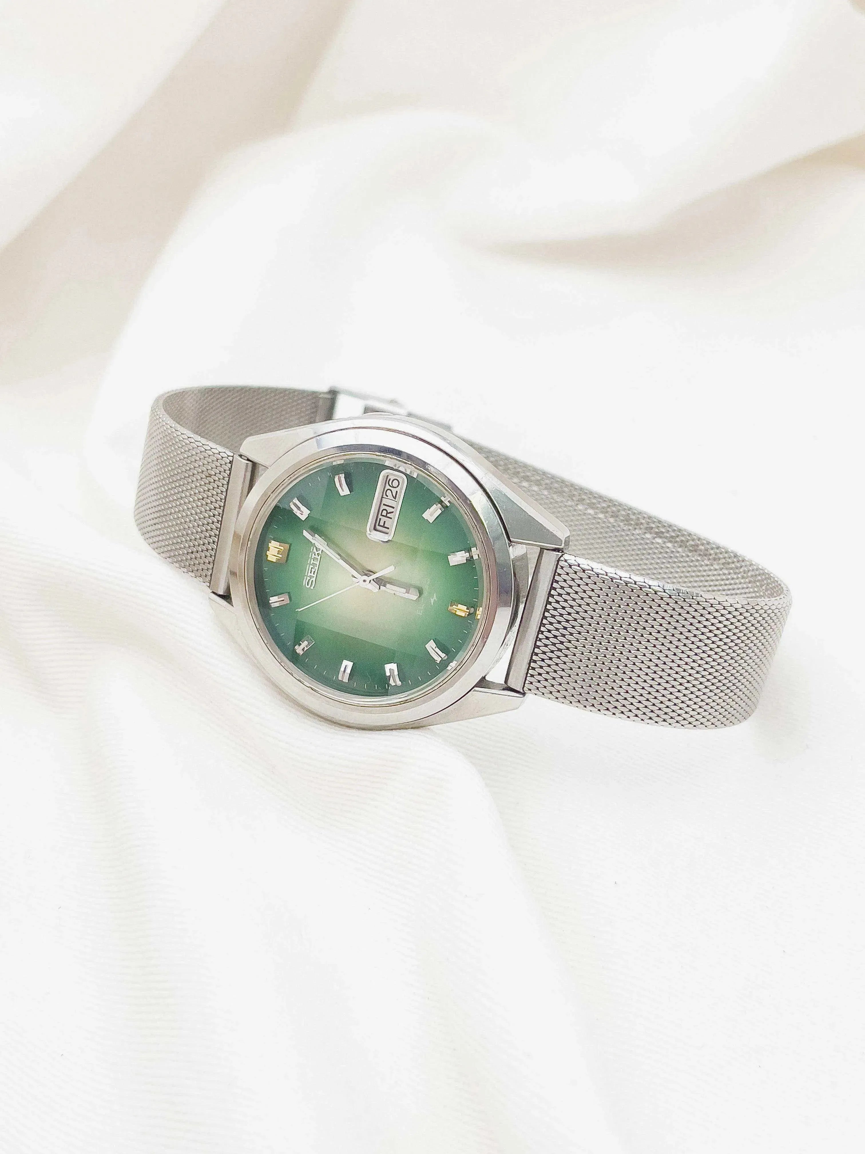 Seiko - EL-330 Verre Facetté vert - 1972 - Atelier Victor
