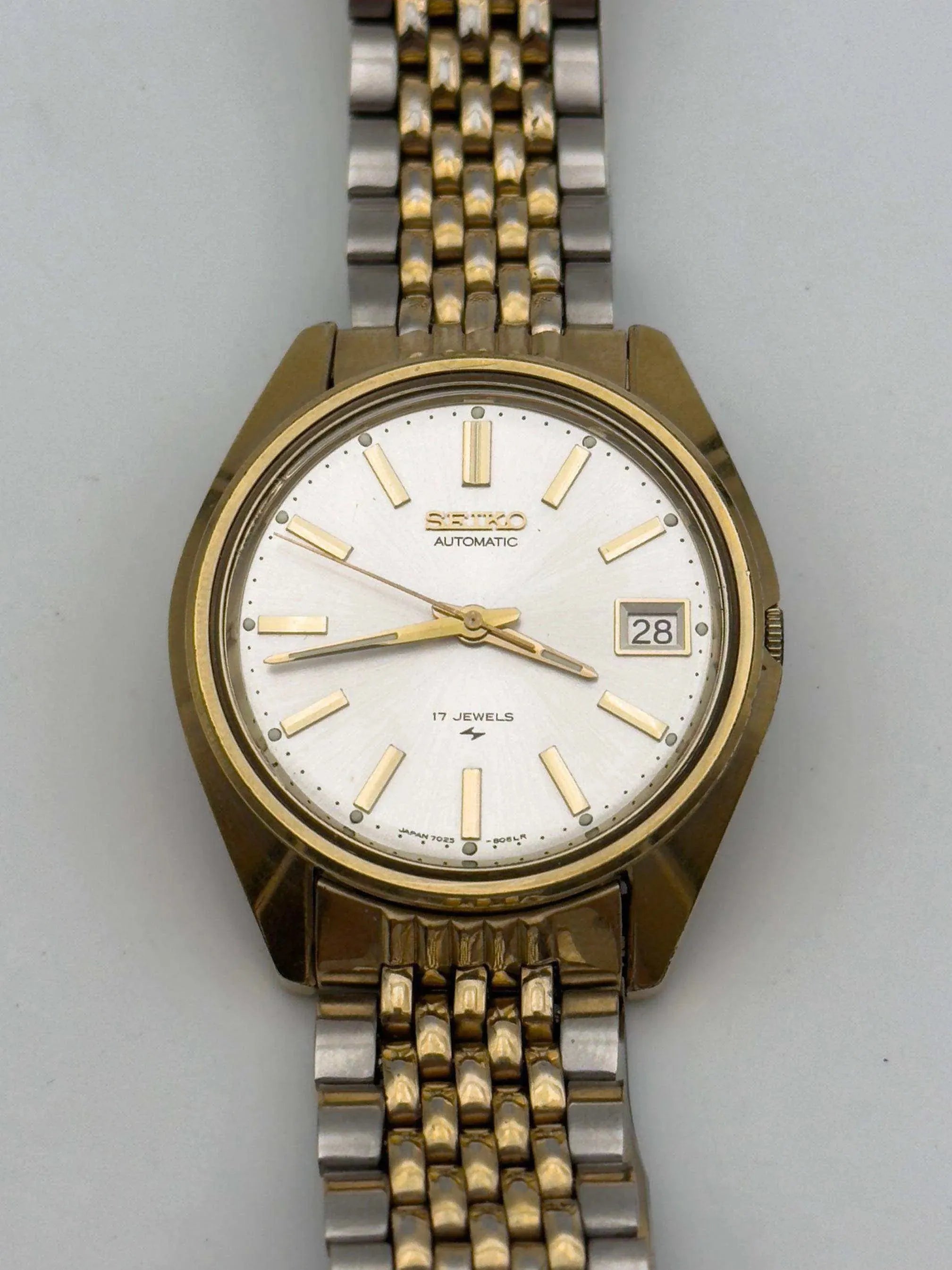Seiko - Gold Grain de riz - 1986 - Atelier Victor Paris - Vintage Watch Shop Dubai