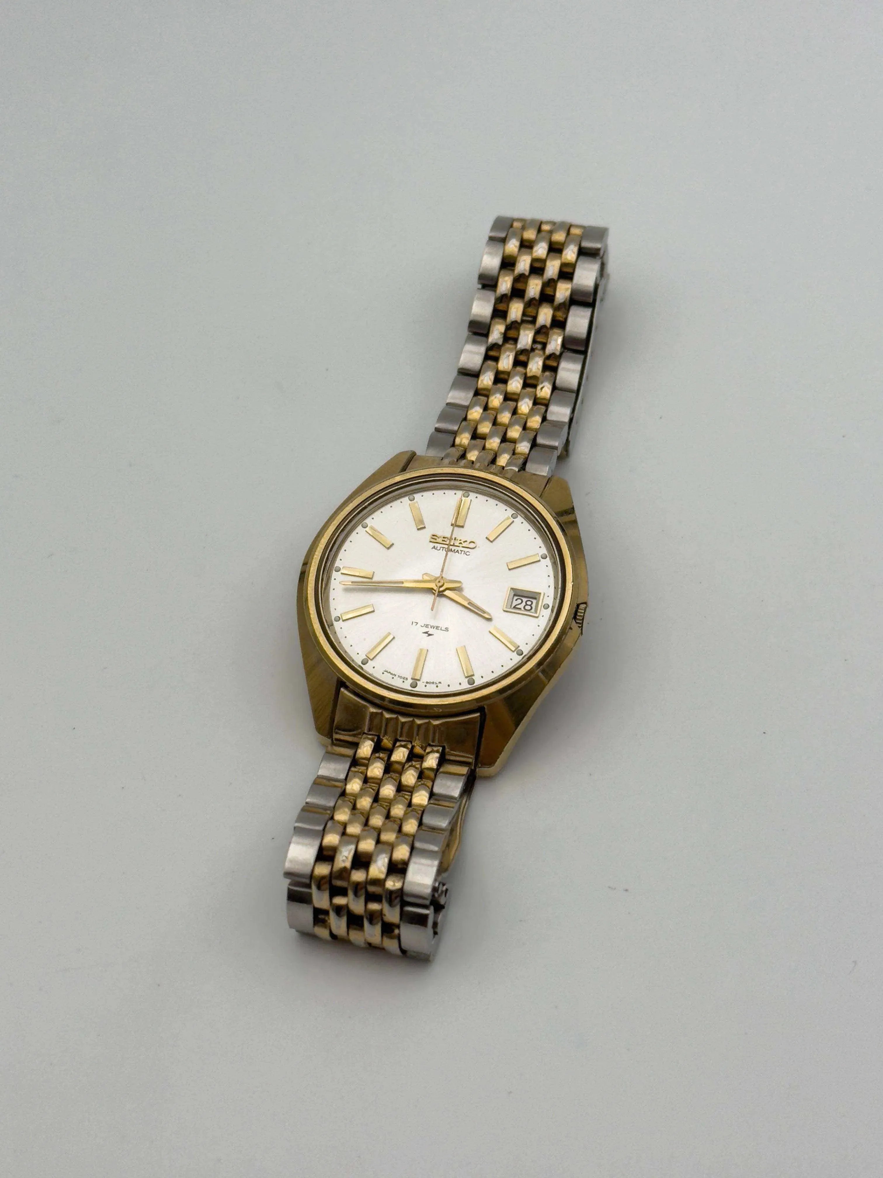 Seiko - Gold Grain de riz - 1986 - Atelier Victor Paris - Vintage Watch Shop Dubai