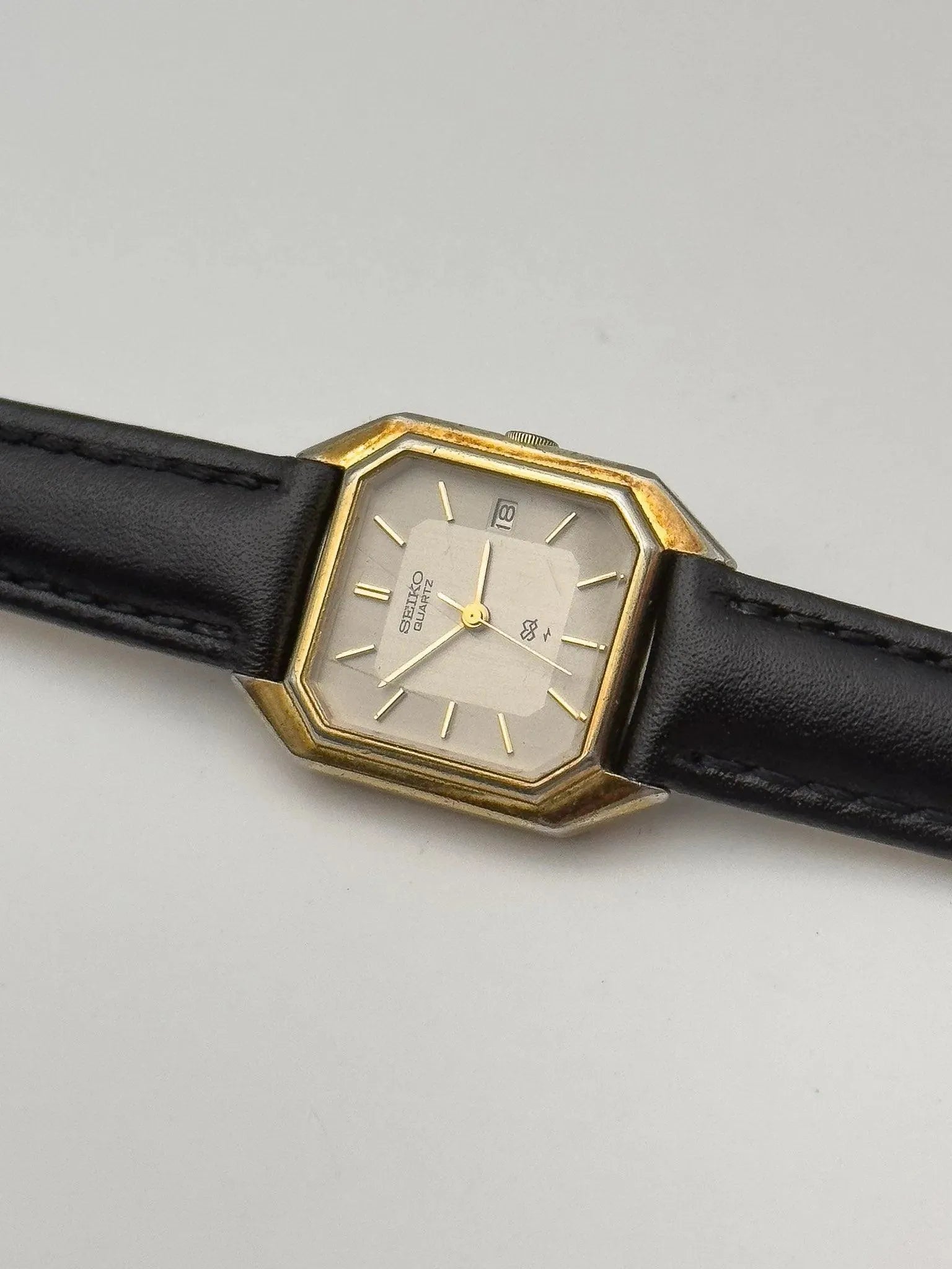 Seiko - Gold Grey Dial - 1971 - Atelier Victor Paris - Vintage Watch Shop Dubai