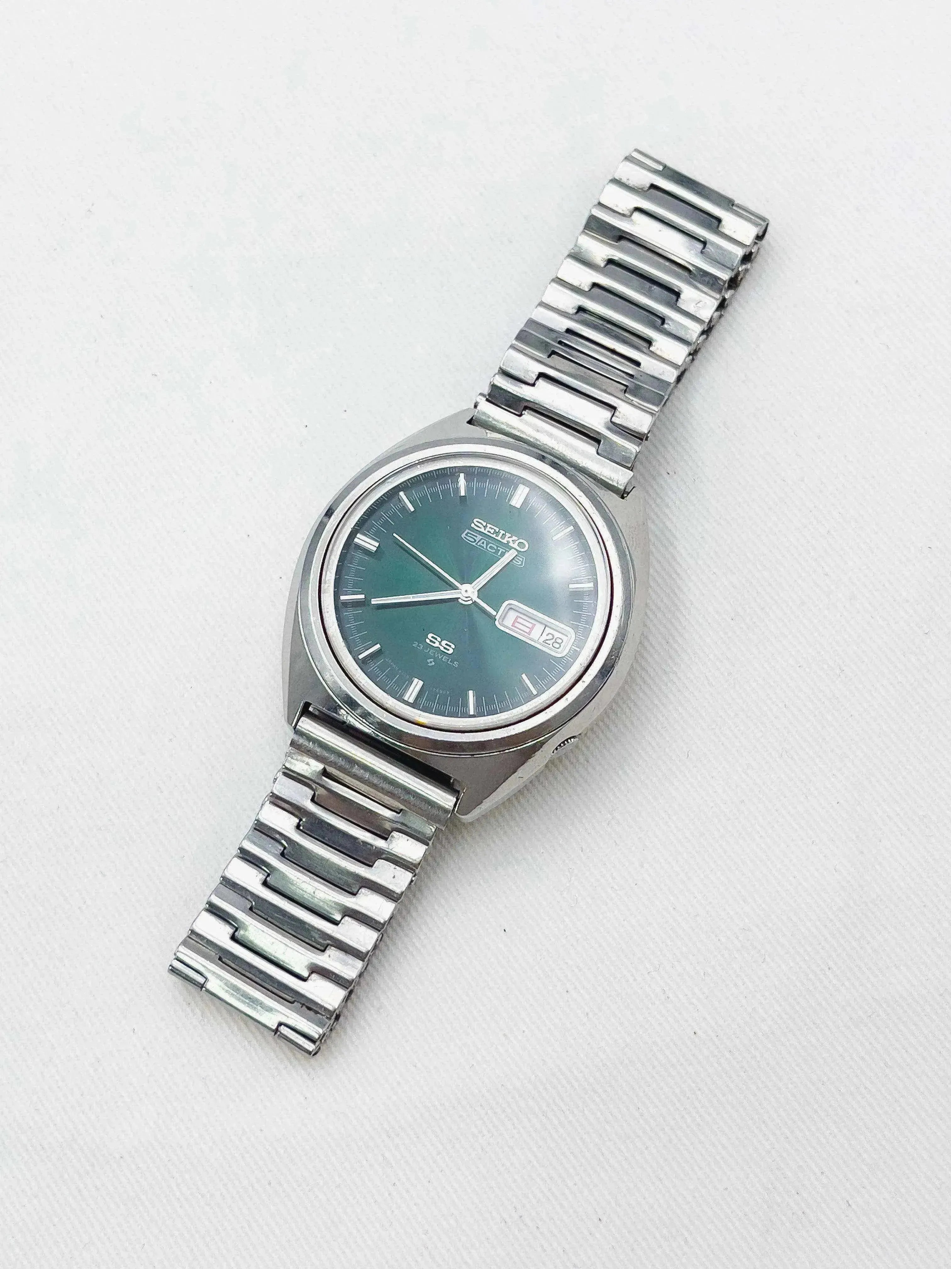 Seiko - Green Dial Kanji - 1973 - Atelier Victor Paris - Vintage Watch Shop Dubai