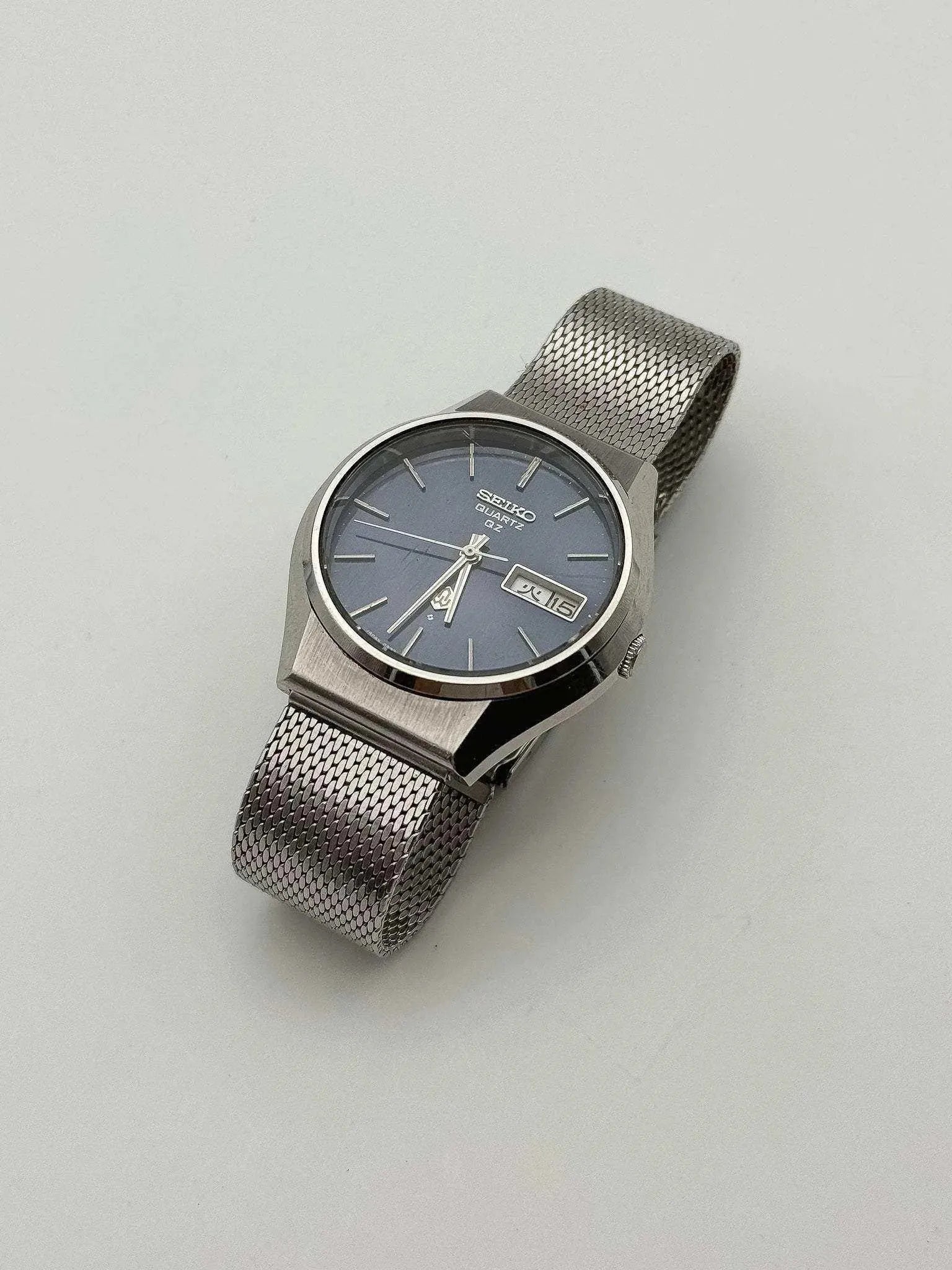 Seiko - Kanji Bleu Daydate Acier - 1974 - Atelier Victor Paris - Vintage Watch Shop Dubai