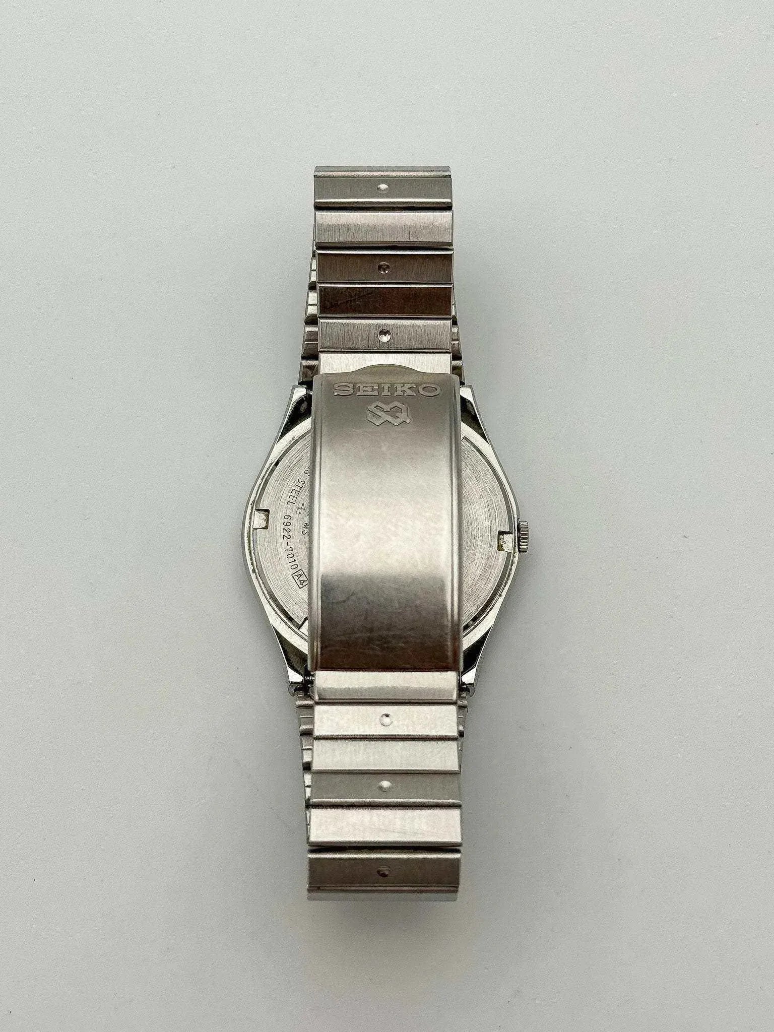 Seiko - Kanji Full Steel Mini Circle Date - 1984 - Atelier Victor Paris - Vintage Watch Shop Dubai