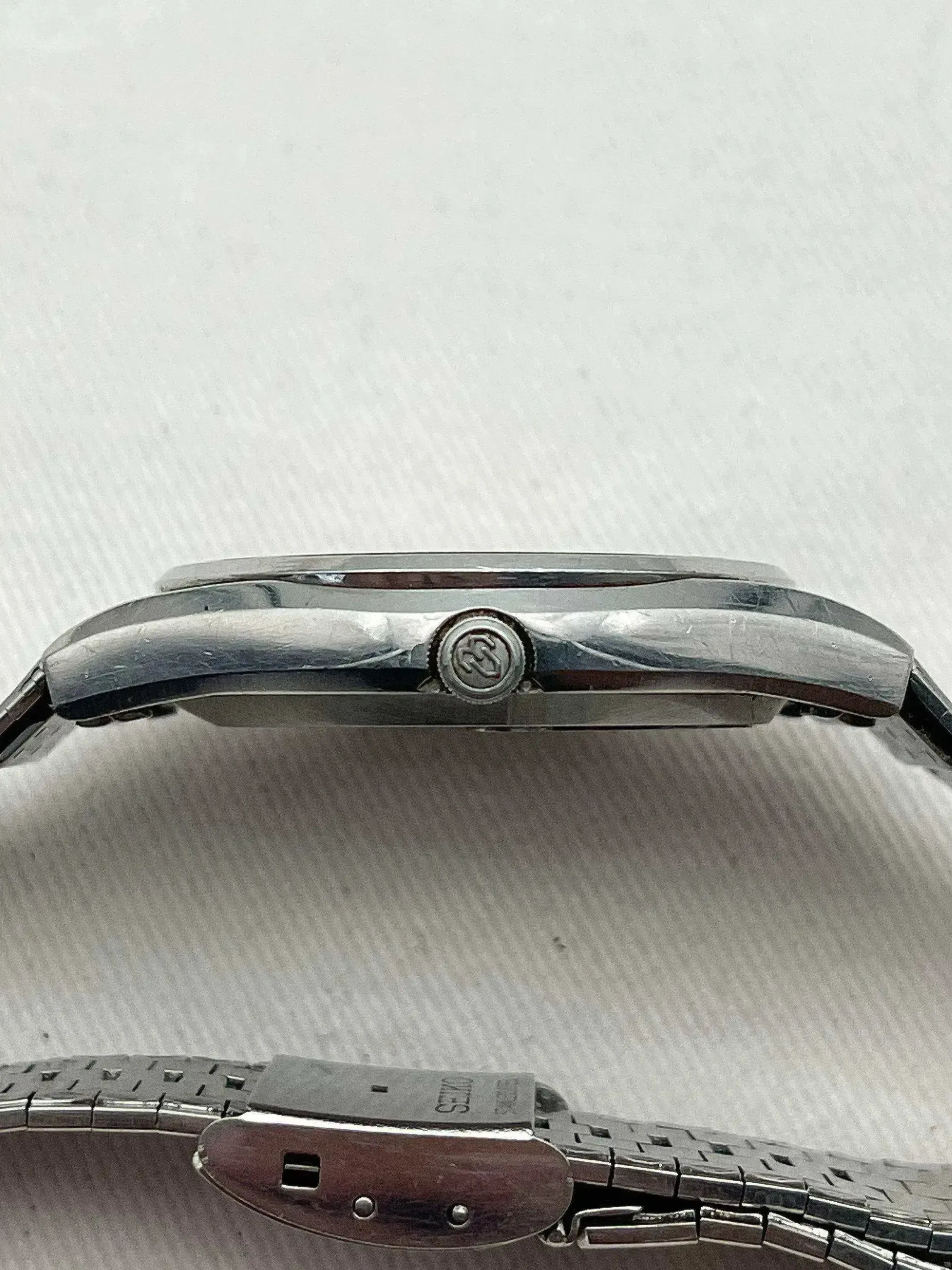 Seiko - King Quartz Daydate Kanji - 1977 - Atelier Victor