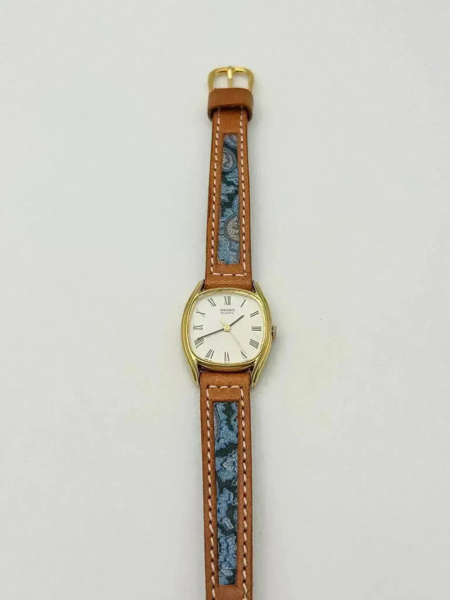 Seiko - Lady Tonneau Gold White Dial - 1982 - Atelier Victor